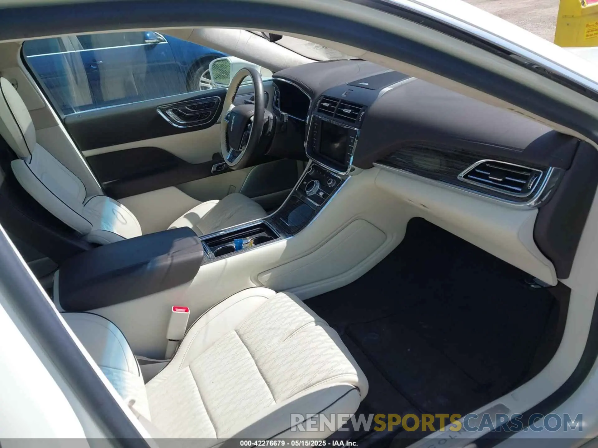 5 Фотография поврежденного автомобиля 1LN6L9BC7L5601857 LINCOLN CONTINENTAL 2020