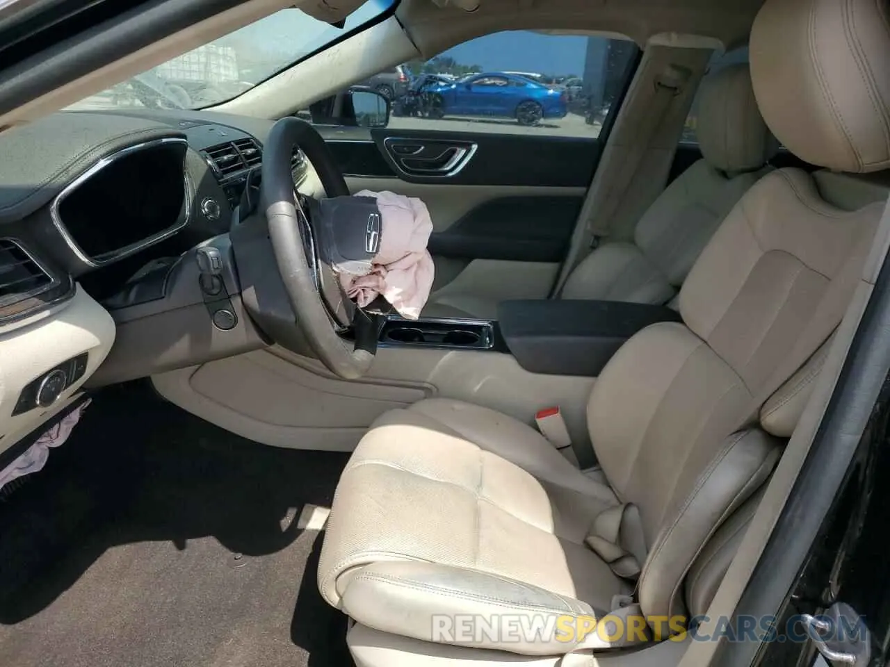7 Photograph of a damaged car 1LN6L9SK0K5611264 LINCOLN CONTINENTL 2019