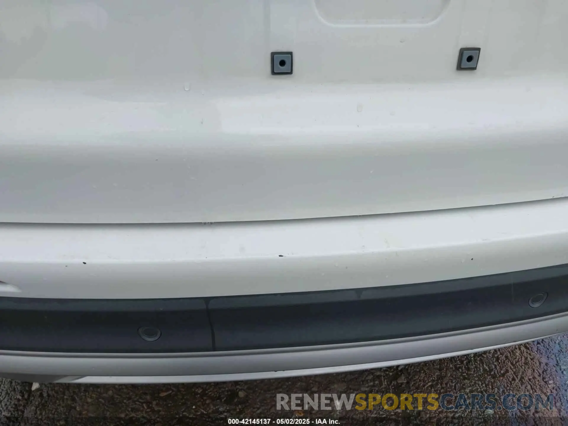 6 Photograph of a damaged car 5LMCJ2D91LUL14339 LINCOLN CORSAIR 2020