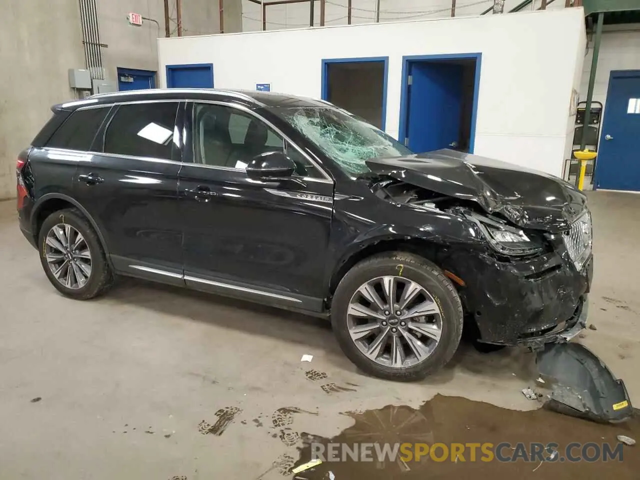 4 Photograph of a damaged car 5LMCJ2D98MUL16512 LINCOLN CORSAIR 2021