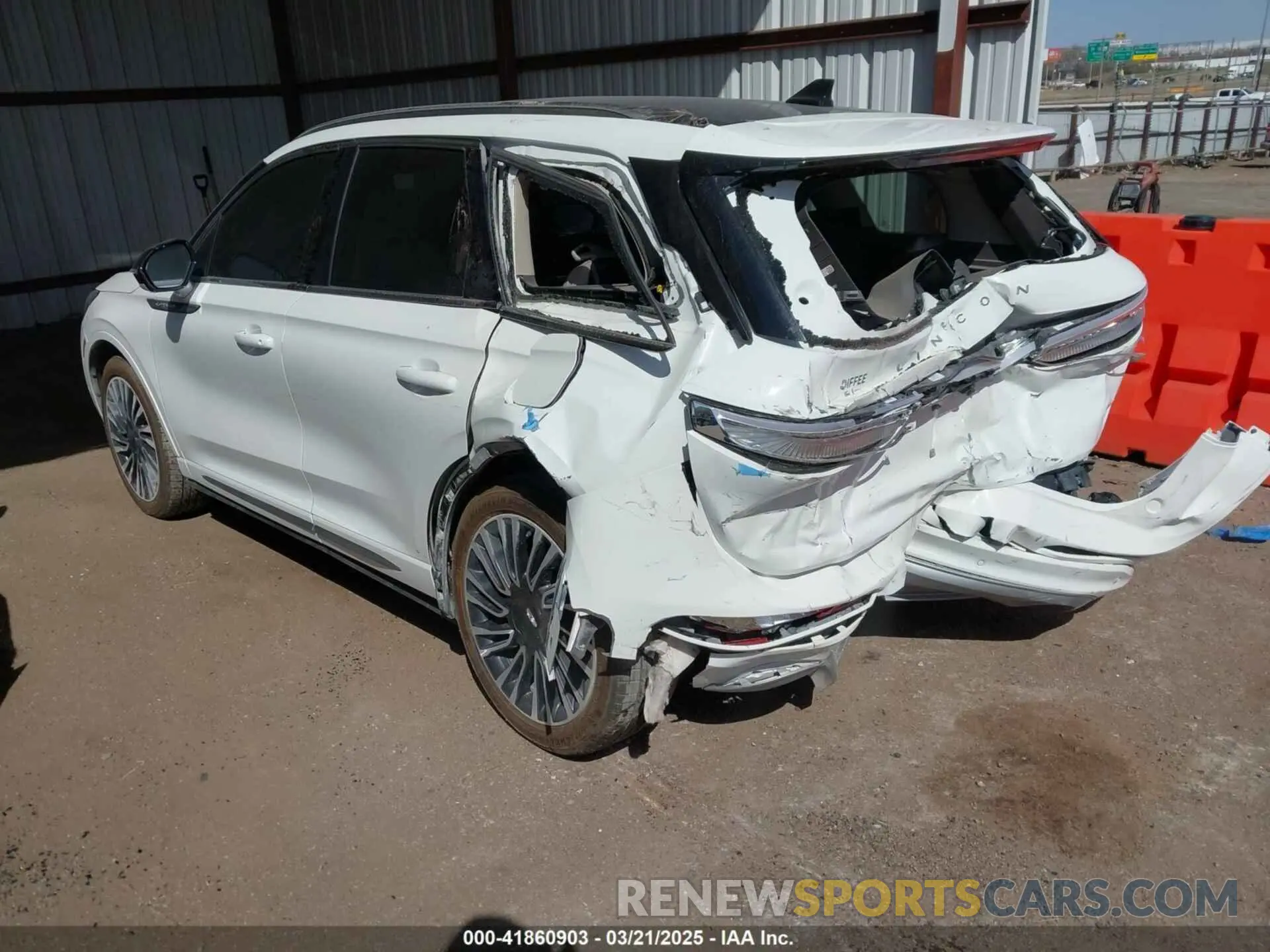 3 Photograph of a damaged car 5LMCJ2DHXMUL21251 LINCOLN CORSAIR 2021