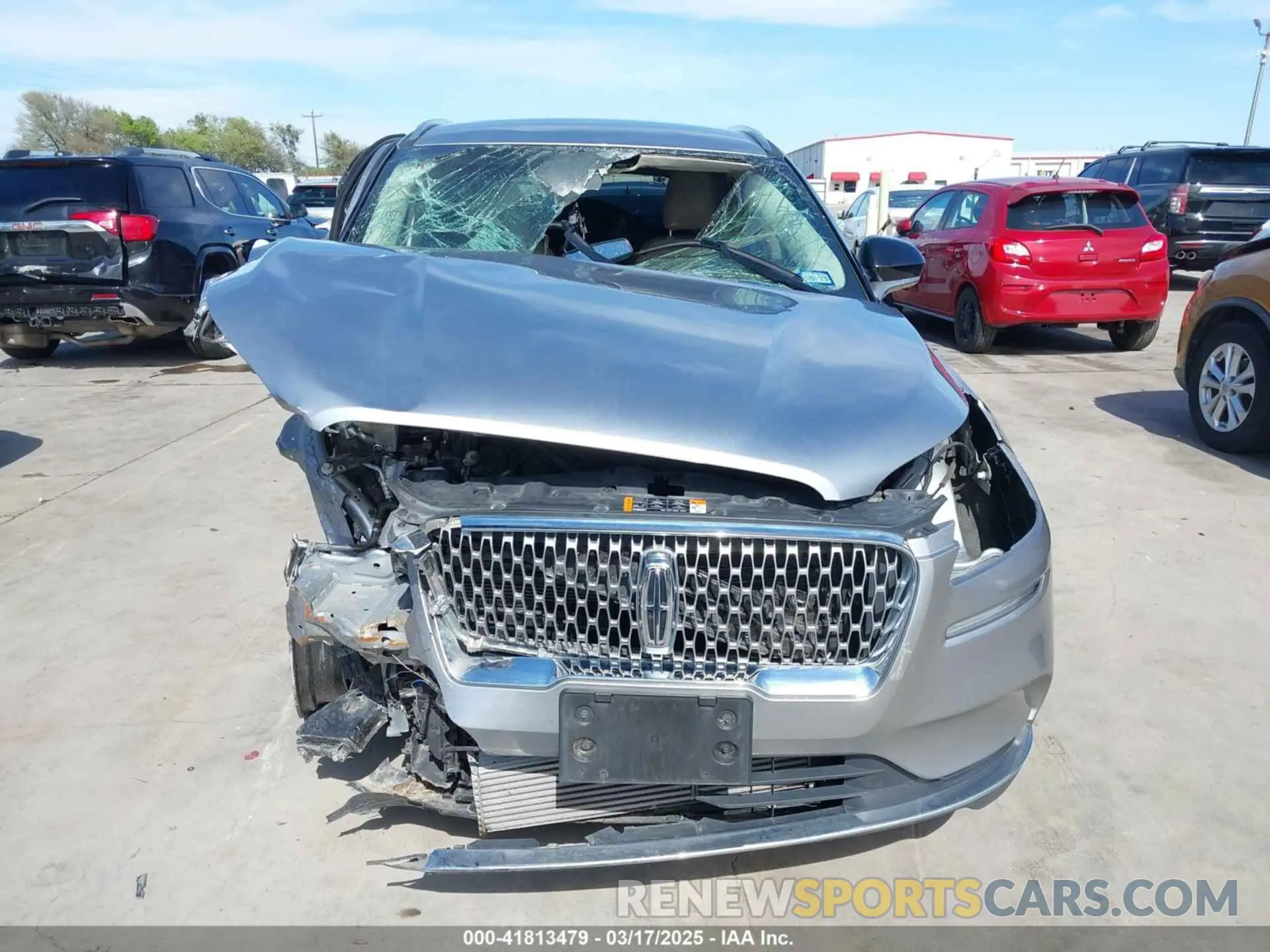 13 Photograph of a damaged car 5LMCJ1C92NUL34355 LINCOLN CORSAIR 2022