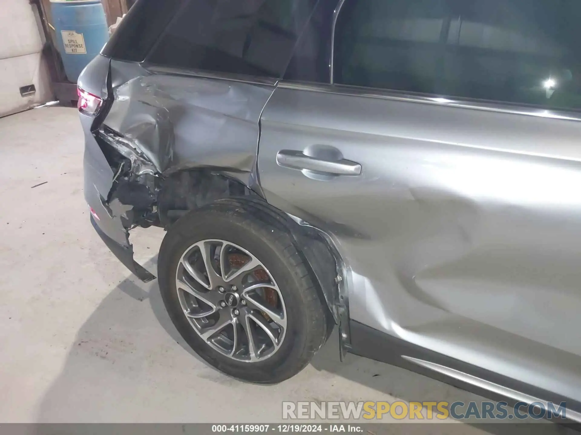 6 Photograph of a damaged car 5LMCJ1D92NUL14864 LINCOLN CORSAIR 2022
