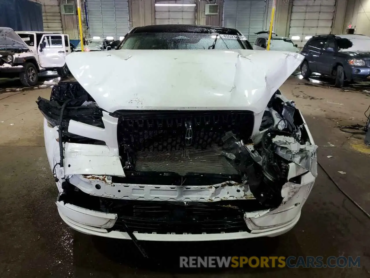 5 Photograph of a damaged car 5LMCJ1DA3RUL07695 LINCOLN CORSAIR 2024