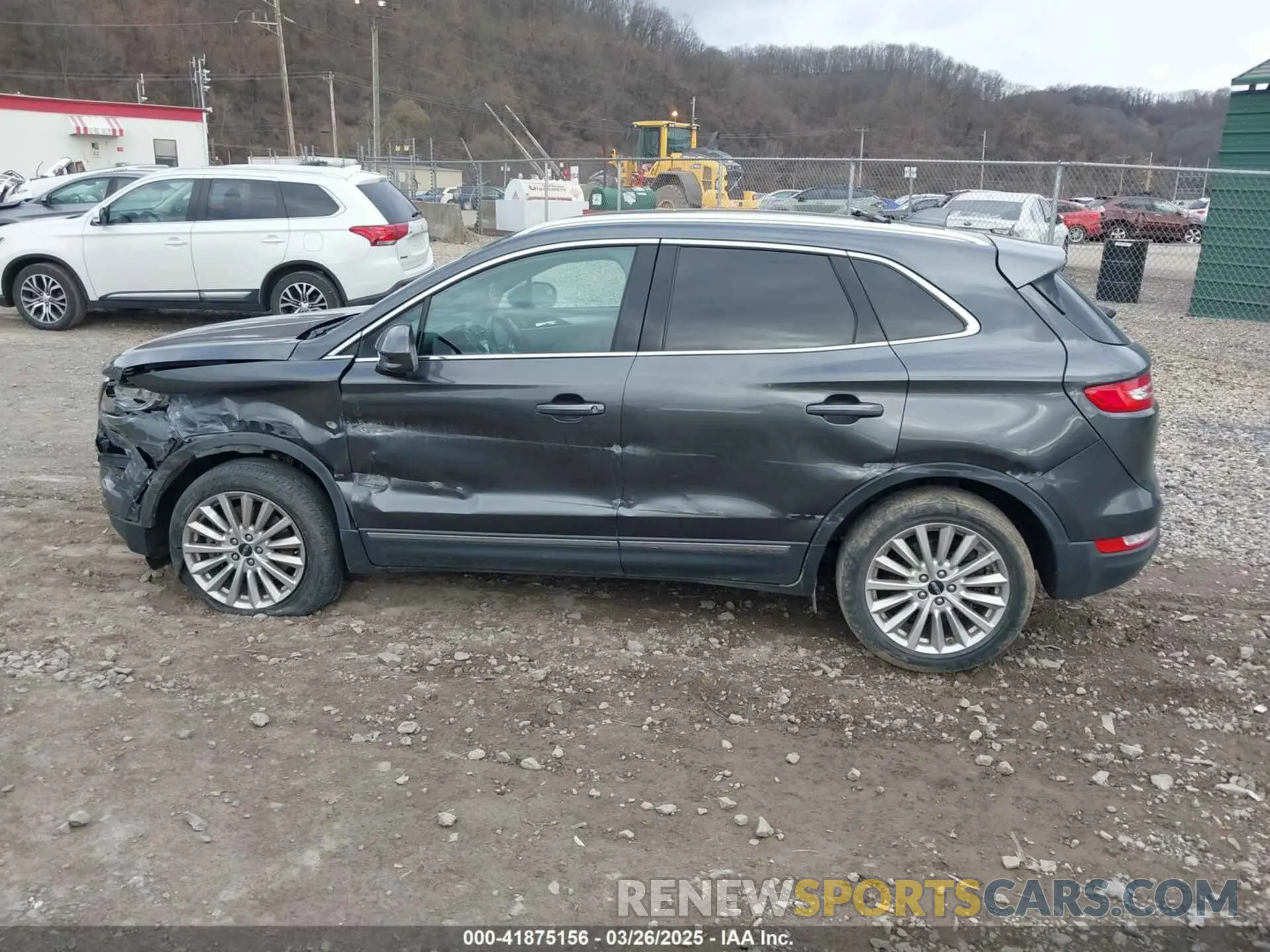 14 Фотография поврежденного автомобиля 5LMCJ1D92KUL08901 LINCOLN MKC 2019