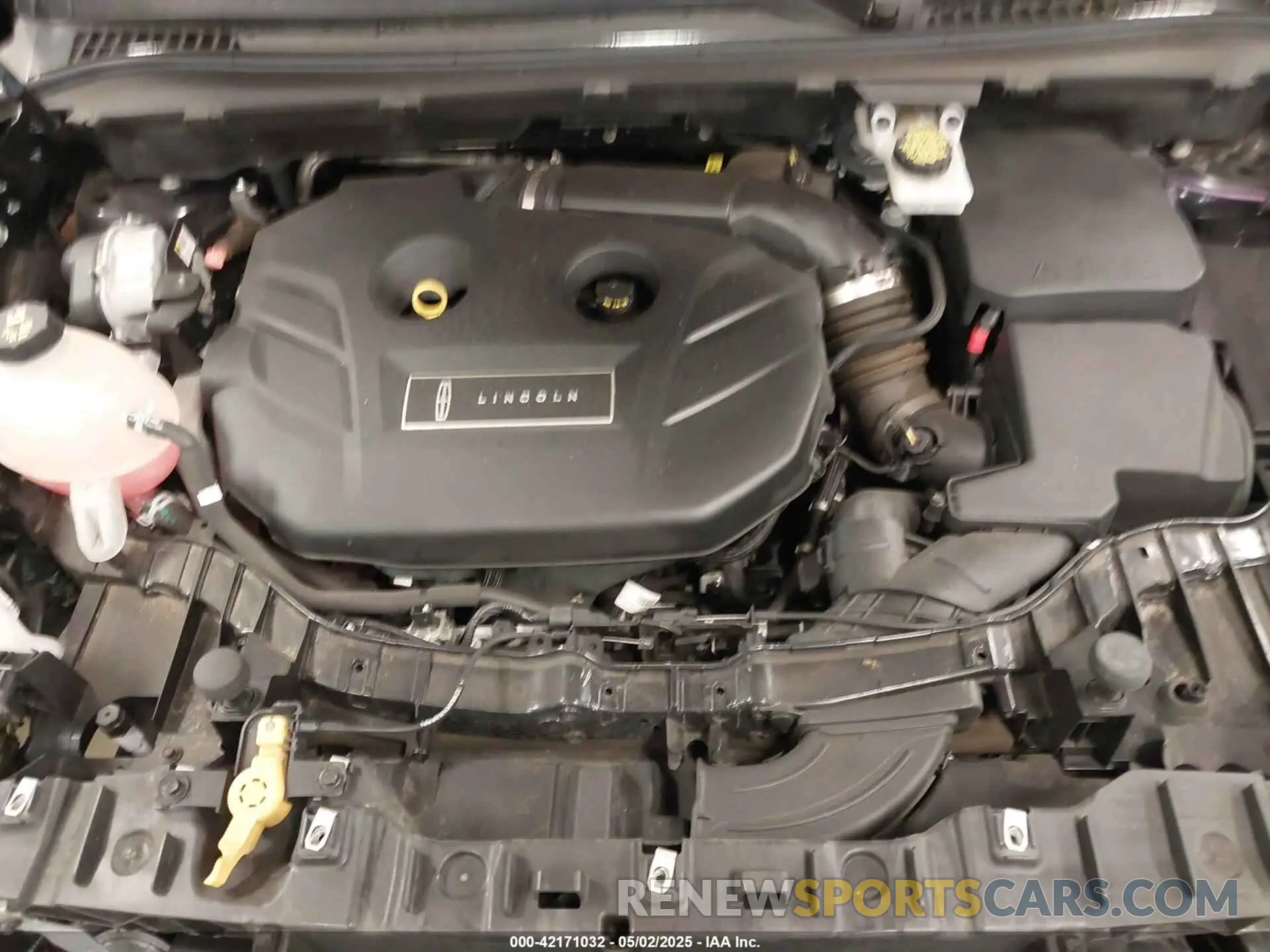 10 Photograph of a damaged car 5LMCJ1D95KUL17768 LINCOLN MKC 2019
