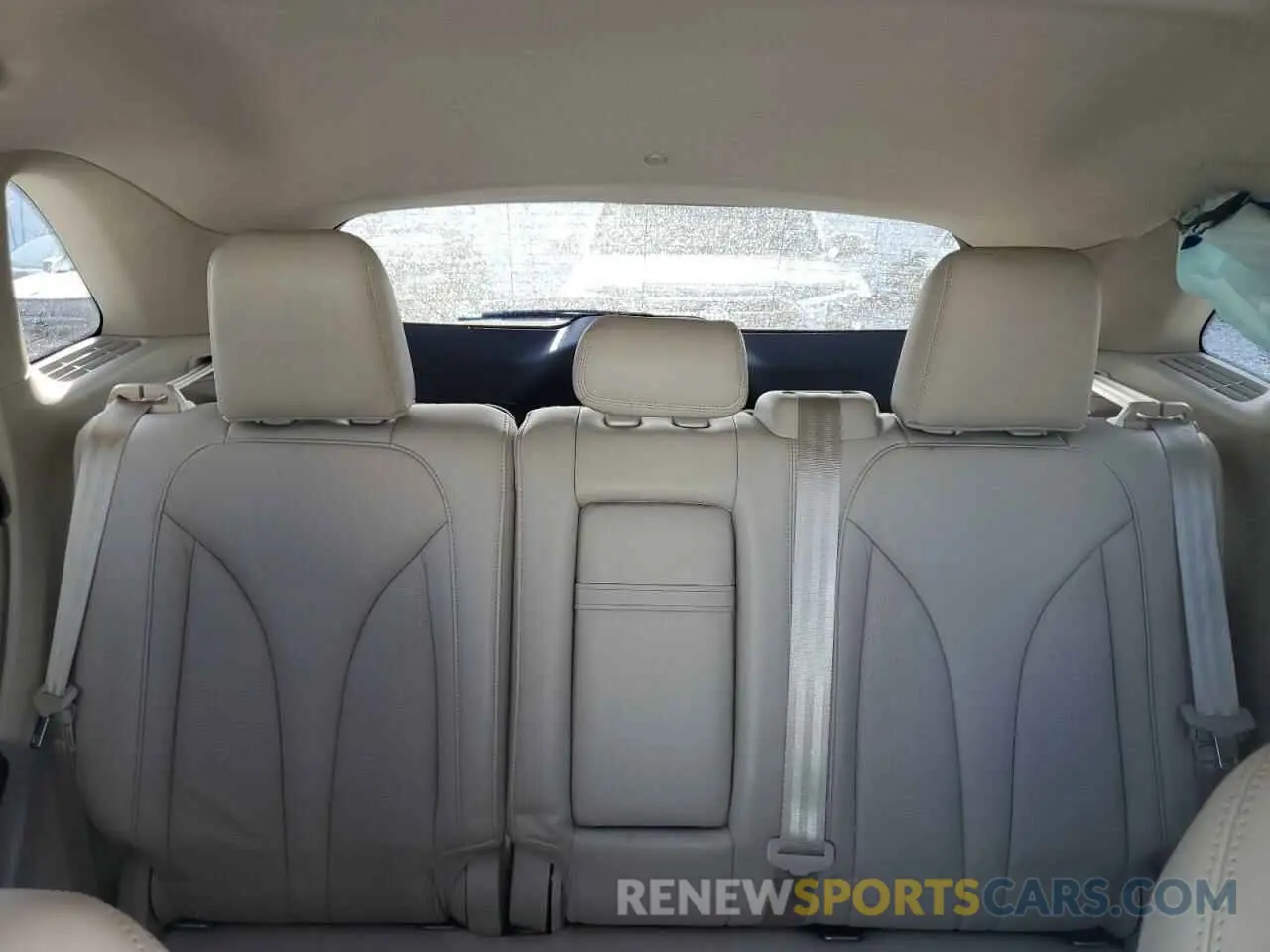 10 Photograph of a damaged car 5LMCJ2C90KUL20777 LINCOLN MKC 2019