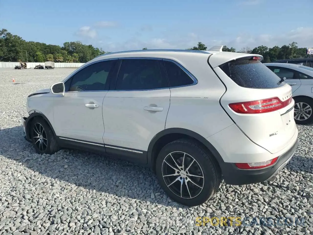 2 Photograph of a damaged car 5LMCJ2C90KUL20777 LINCOLN MKC 2019