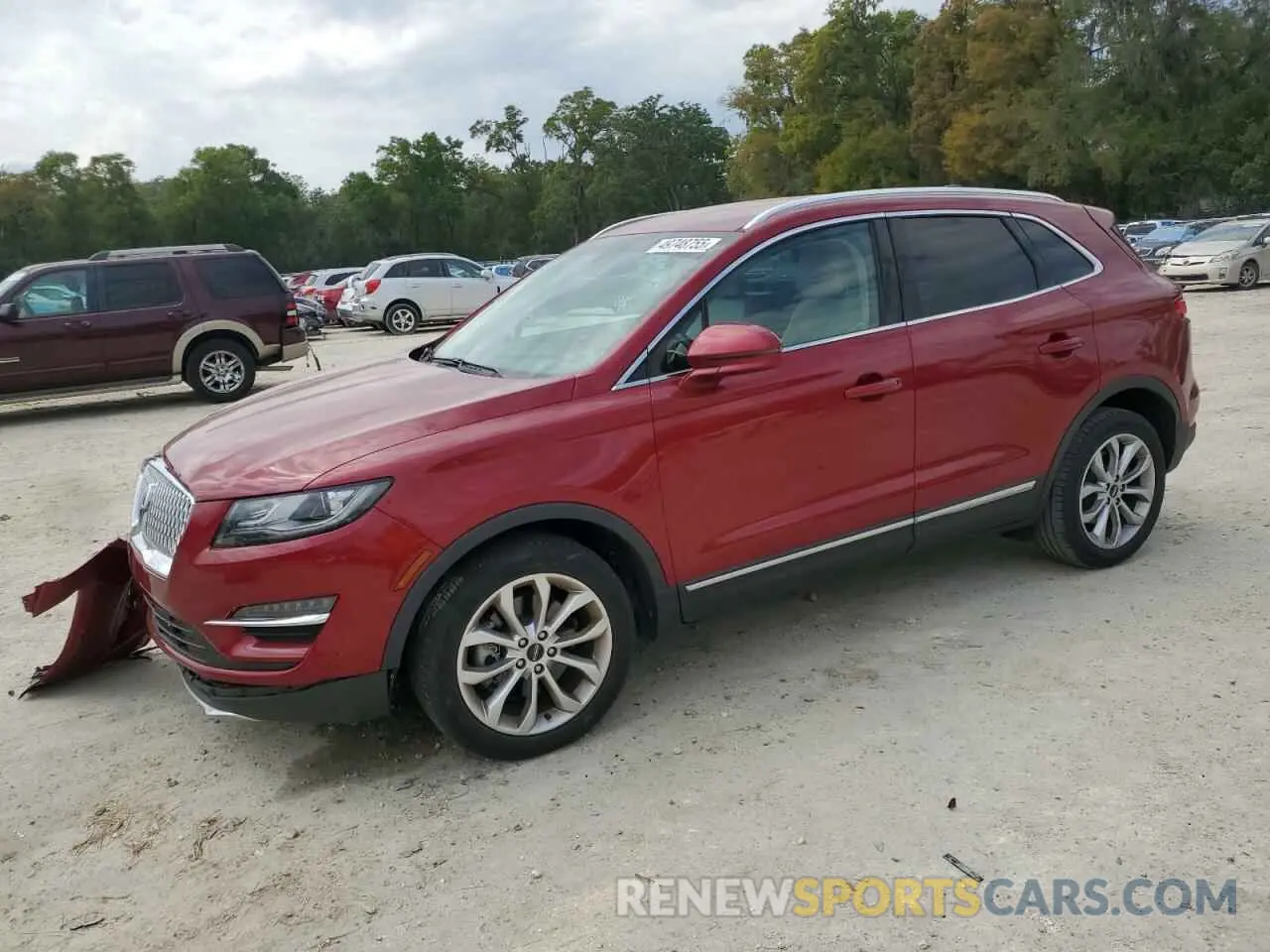 1 Фотография поврежденного автомобиля 5LMCJ2C9XKUL51955 LINCOLN MKC 2019