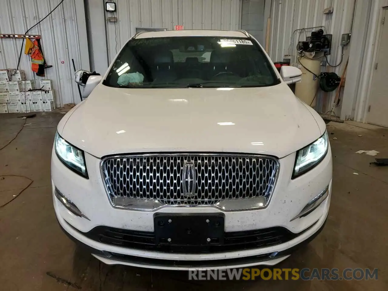 5 Фотография поврежденного автомобиля 5LMCJ2D90KUL25654 LINCOLN MKC 2019