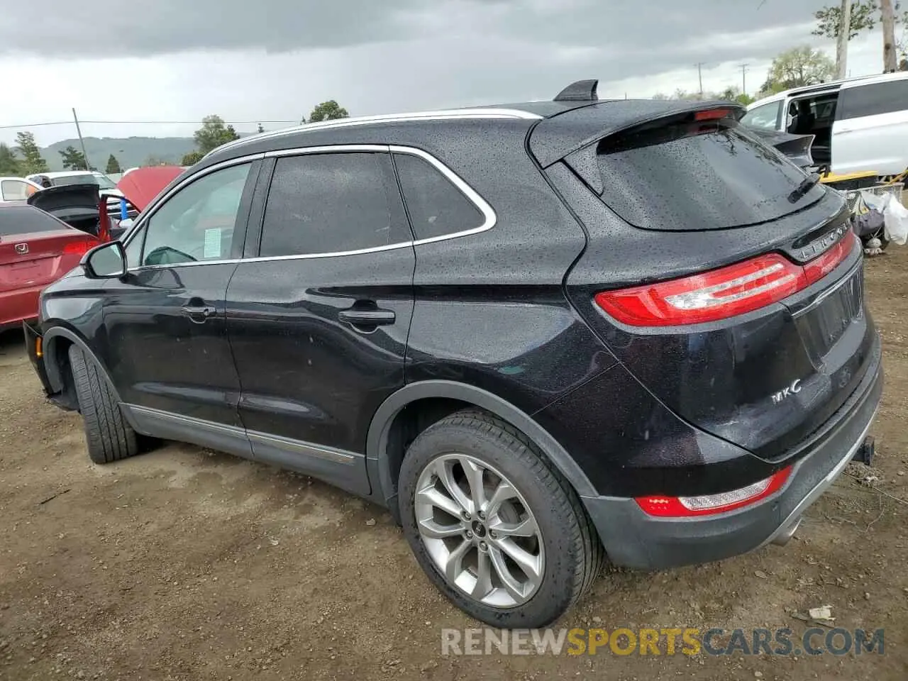 2 Photograph of a damaged car 5LMCJ2D92KUL29608 LINCOLN MKC 2019
