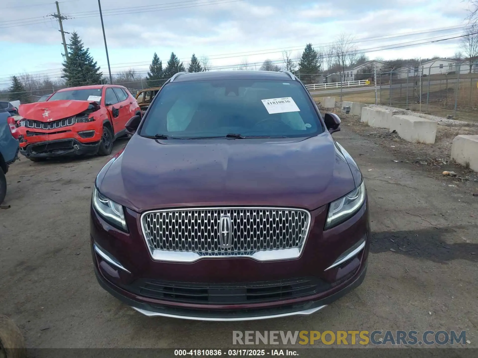 12 Photograph of a damaged car 5LMCJ2D93KUL21128 LINCOLN MKC 2019
