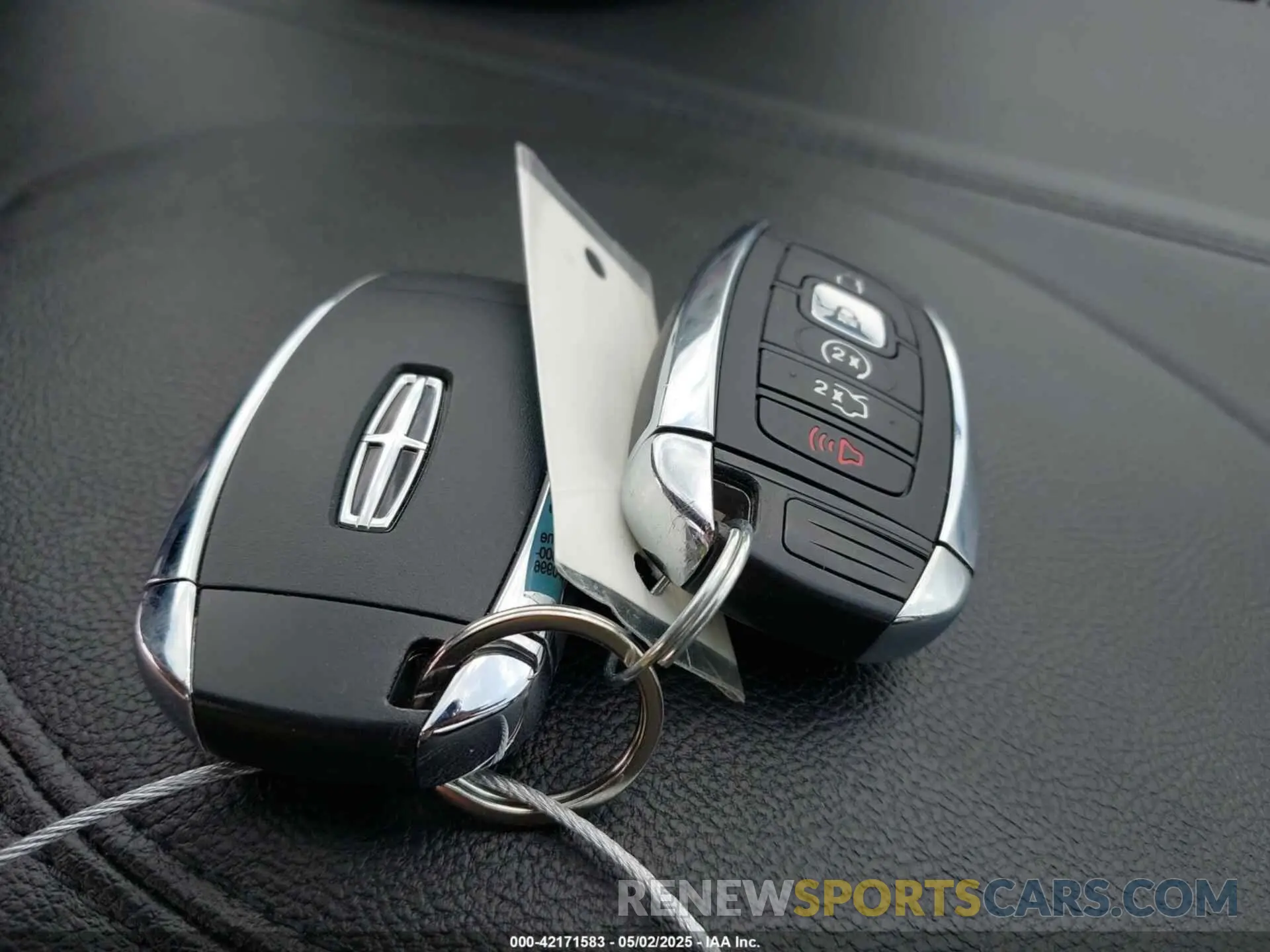 11 Фотография поврежденного автомобиля 5LMCJ2D94KUL12678 LINCOLN MKC 2019