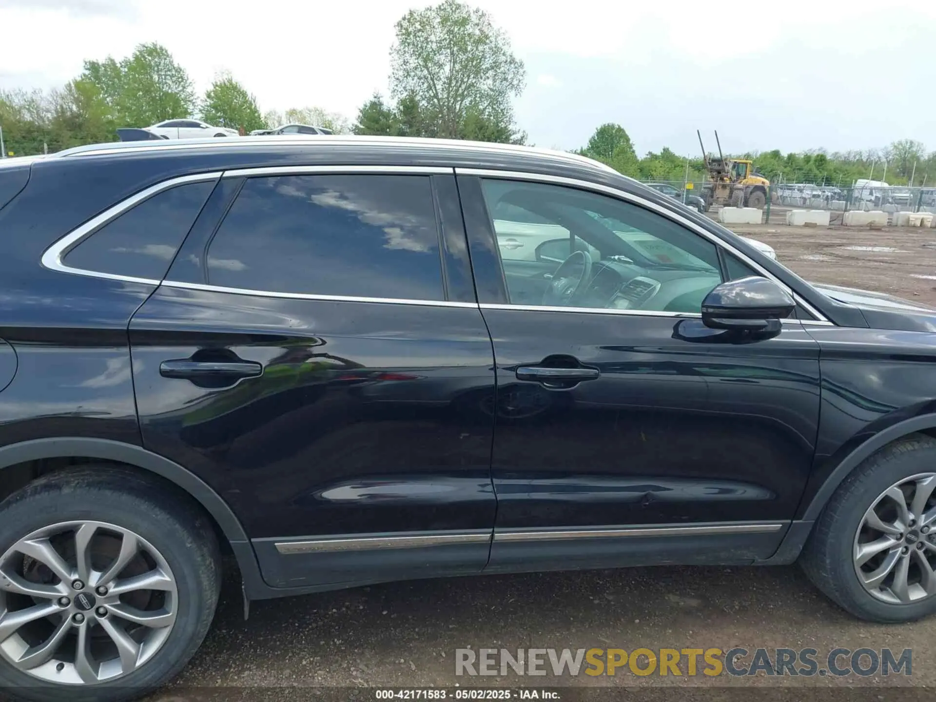 14 Фотография поврежденного автомобиля 5LMCJ2D94KUL12678 LINCOLN MKC 2019