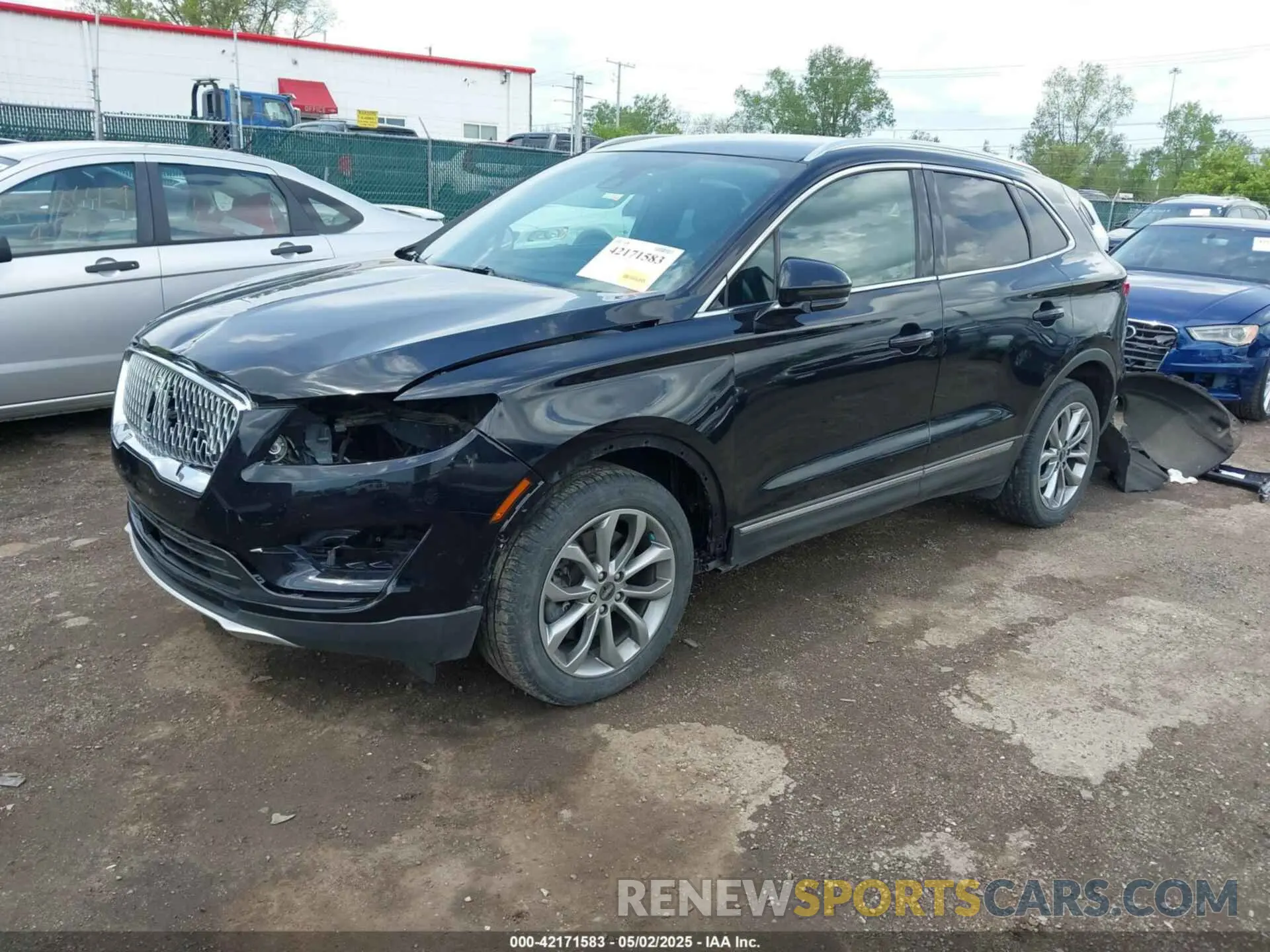 2 Фотография поврежденного автомобиля 5LMCJ2D94KUL12678 LINCOLN MKC 2019