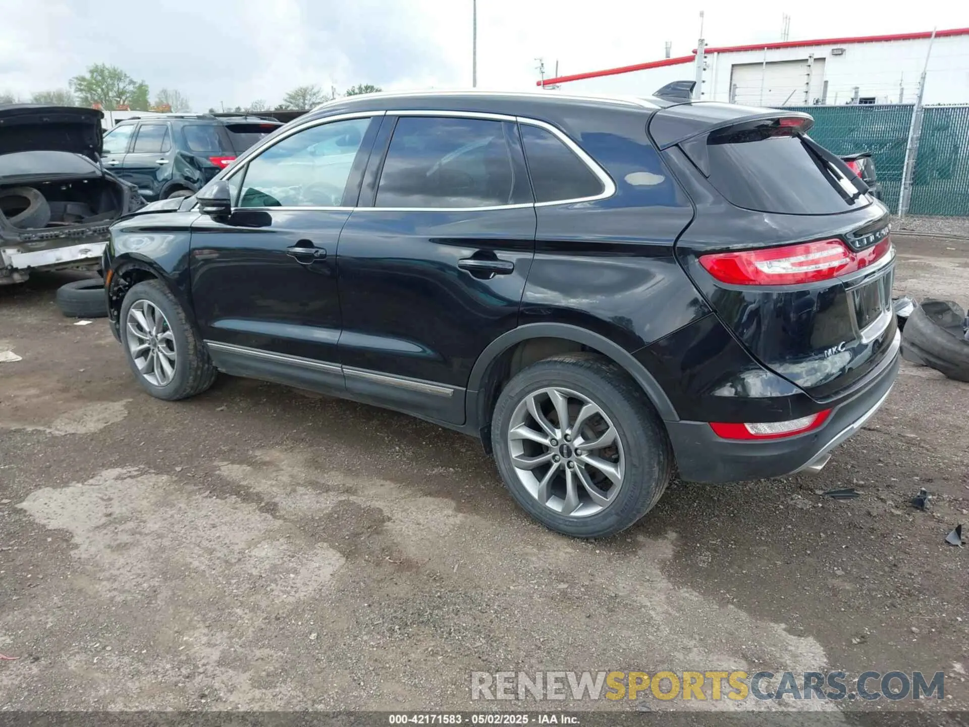 3 Фотография поврежденного автомобиля 5LMCJ2D94KUL12678 LINCOLN MKC 2019