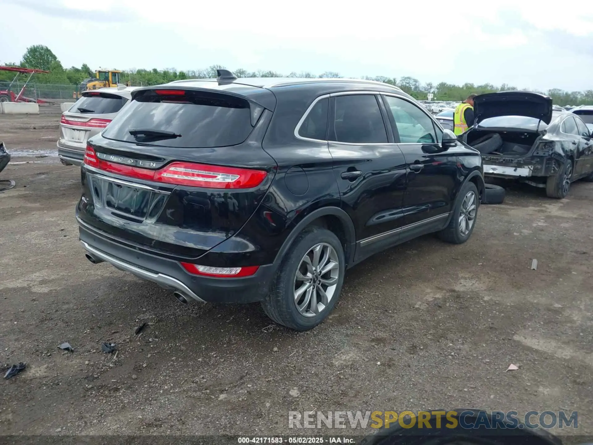 4 Фотография поврежденного автомобиля 5LMCJ2D94KUL12678 LINCOLN MKC 2019