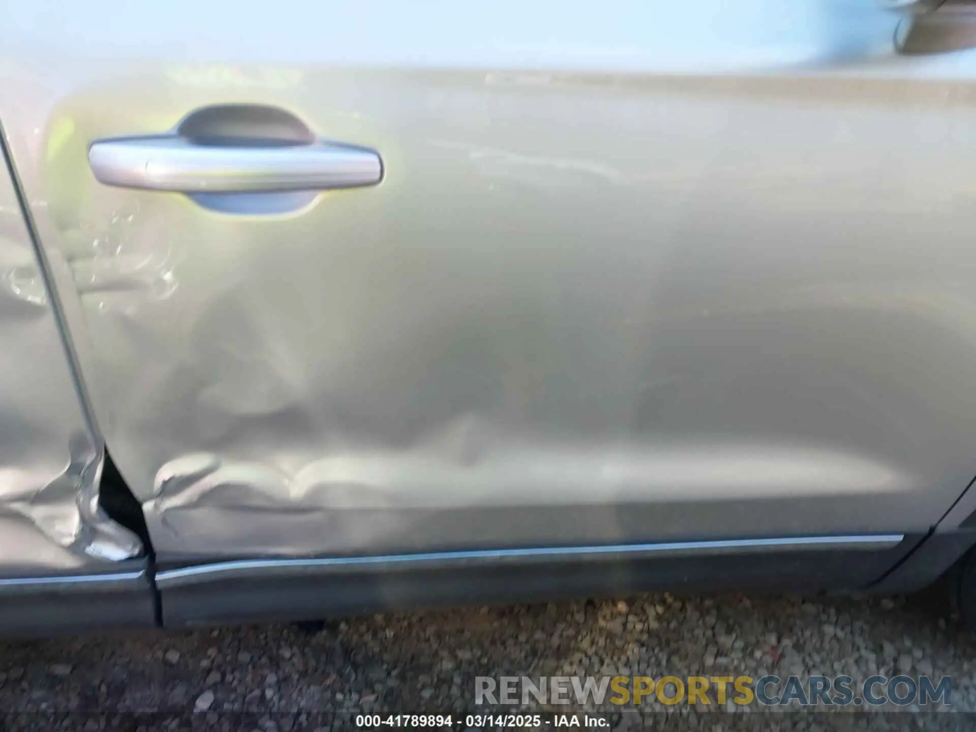 20 Photograph of a damaged car 5LMCJ2D97KUL16479 LINCOLN MKC 2019