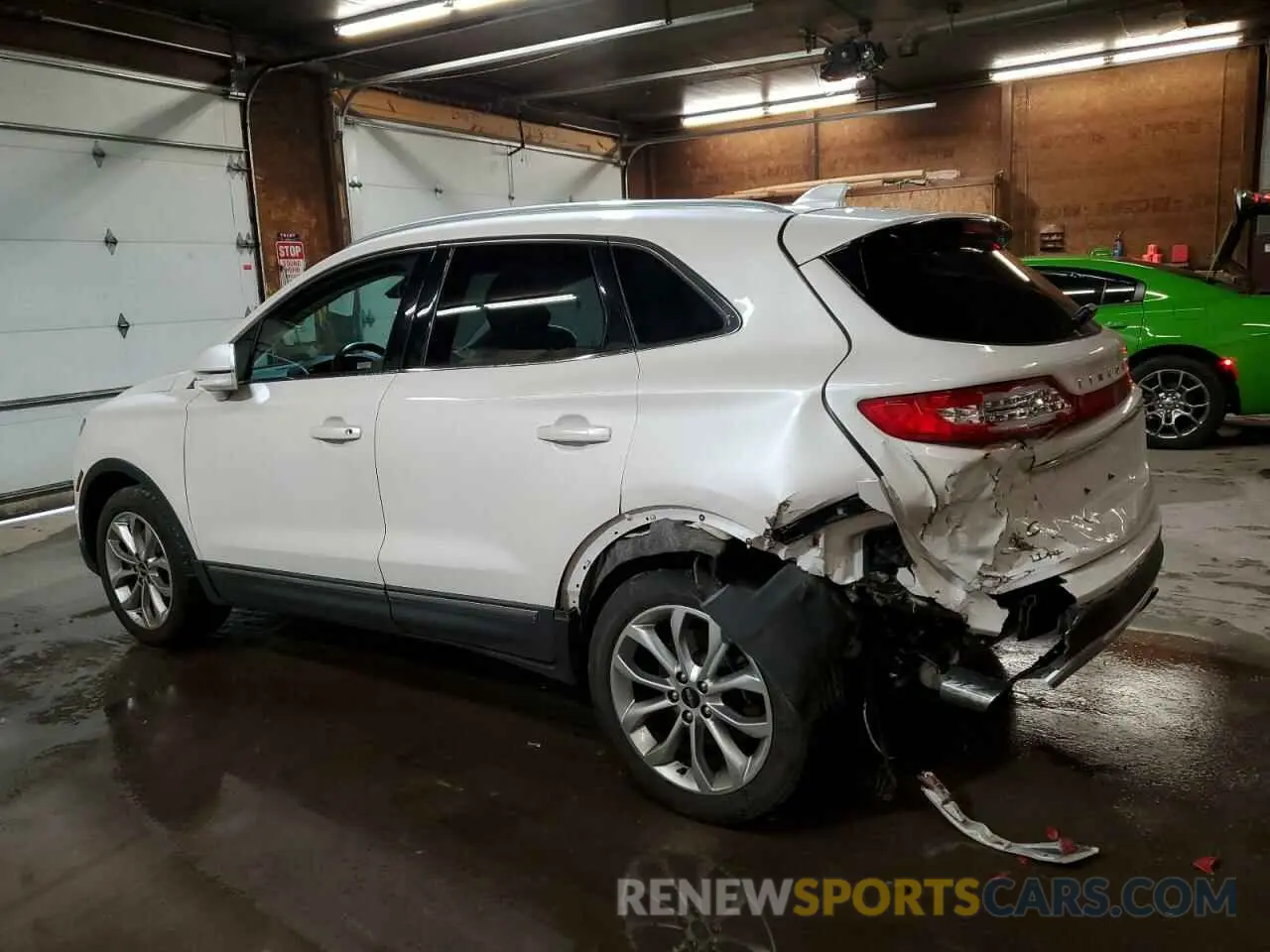 2 Photograph of a damaged car 5LMCJ2D9XKUL26052 LINCOLN MKC 2019
