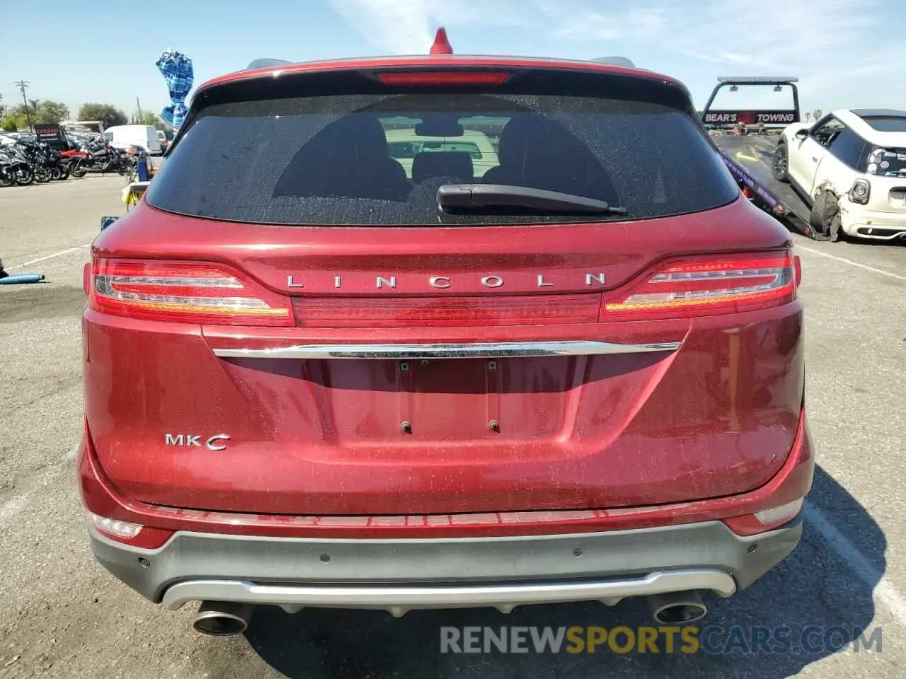 6 Фотография поврежденного автомобиля 5LMCJ3C91KUL43975 LINCOLN MKC 2019
