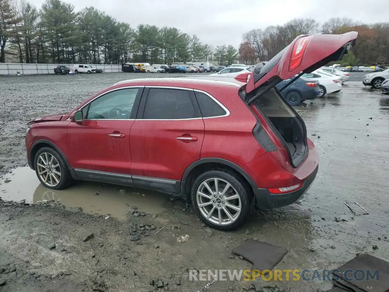 2 Фотография поврежденного автомобиля 5LMCJ3C92KUL43662 LINCOLN MKC 2019