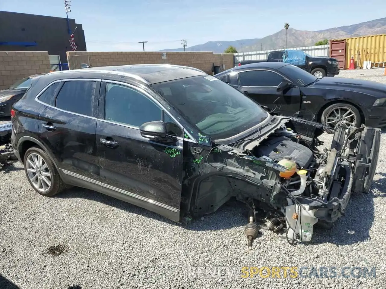 4 Фотография поврежденного автомобиля 5LMCJ3C98KUL22377 LINCOLN MKC 2019