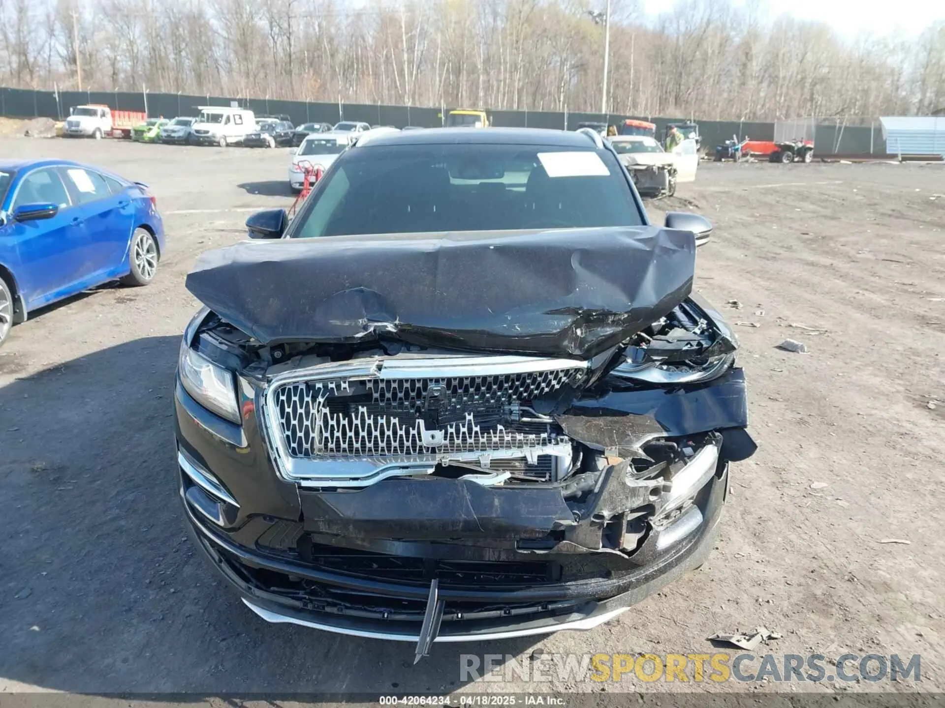 12 Фотография поврежденного автомобиля 5LMCJ3D96KUL46773 LINCOLN MKC 2019