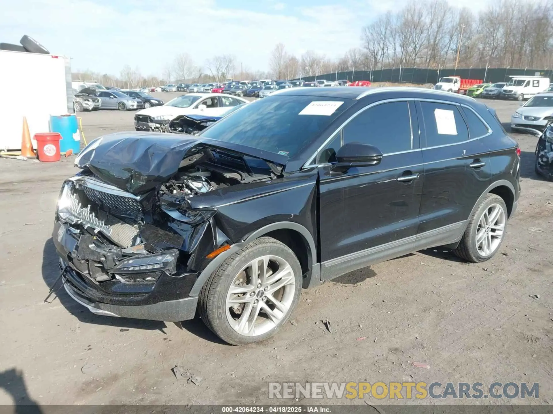 2 Фотография поврежденного автомобиля 5LMCJ3D96KUL46773 LINCOLN MKC 2019