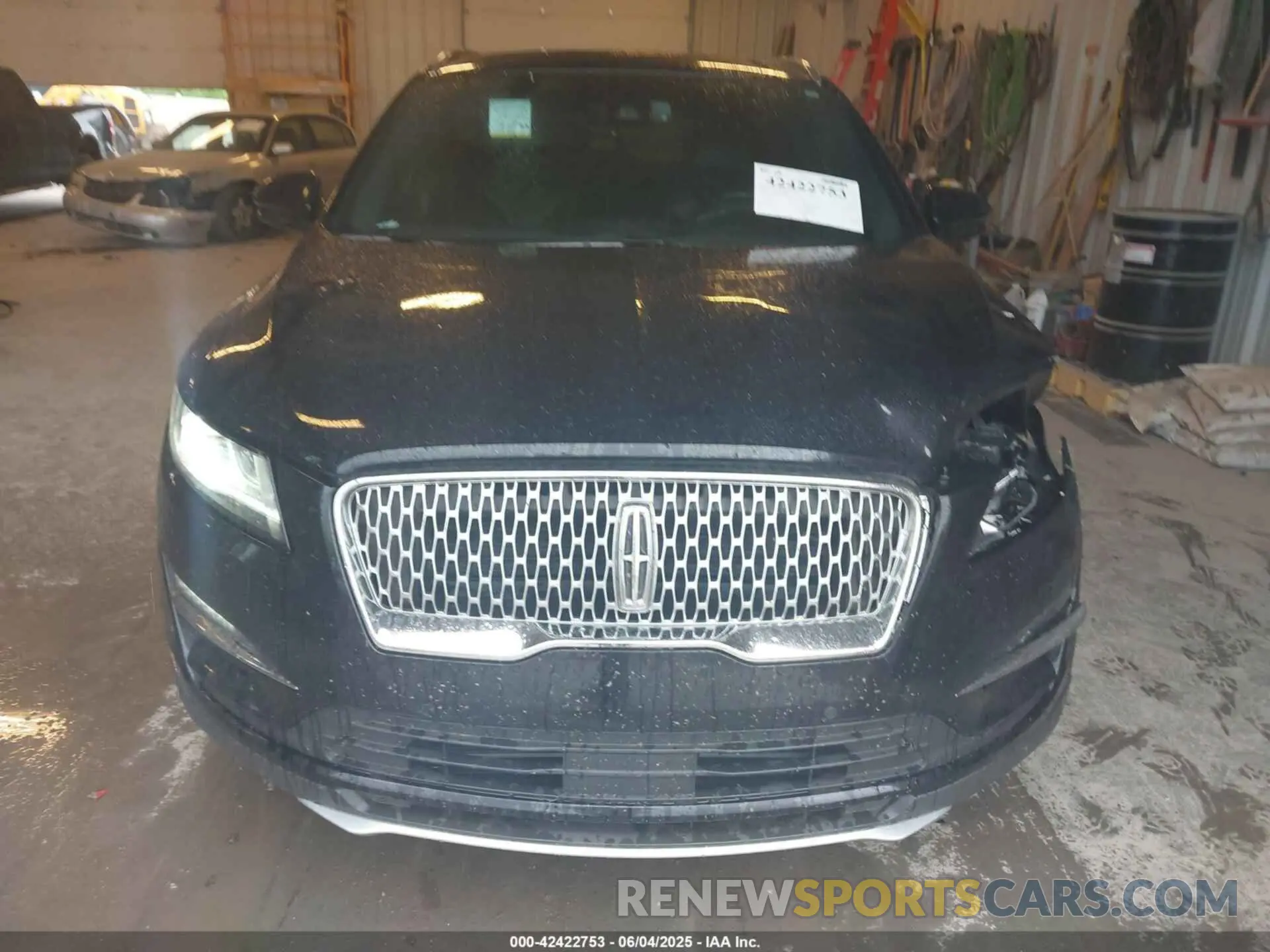12 Photograph of a damaged car 5LMCJ3D98KUL17162 LINCOLN MKC 2019