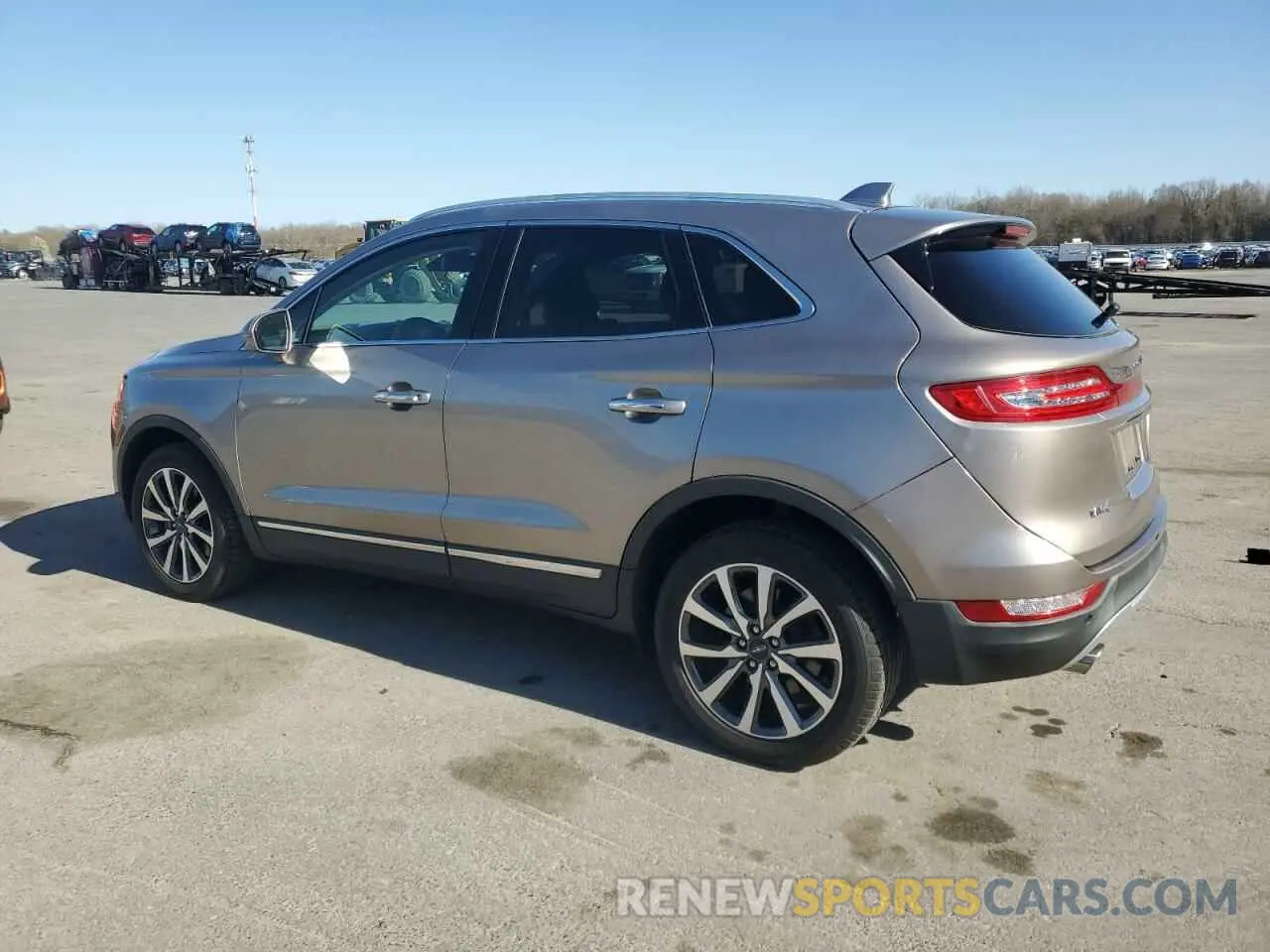 2 Фотография поврежденного автомобиля 5LMTJ3DH4KUL42308 LINCOLN MKC 2019