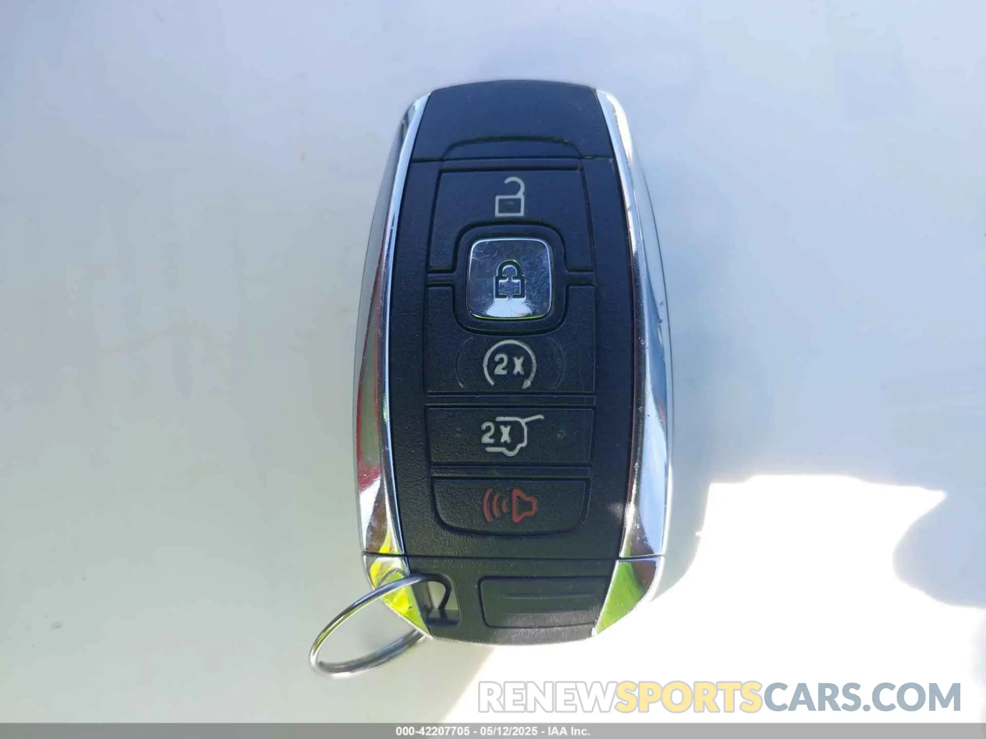 11 Photograph of a damaged car 5LMTJ3DH6KUL07611 LINCOLN MKC 2019