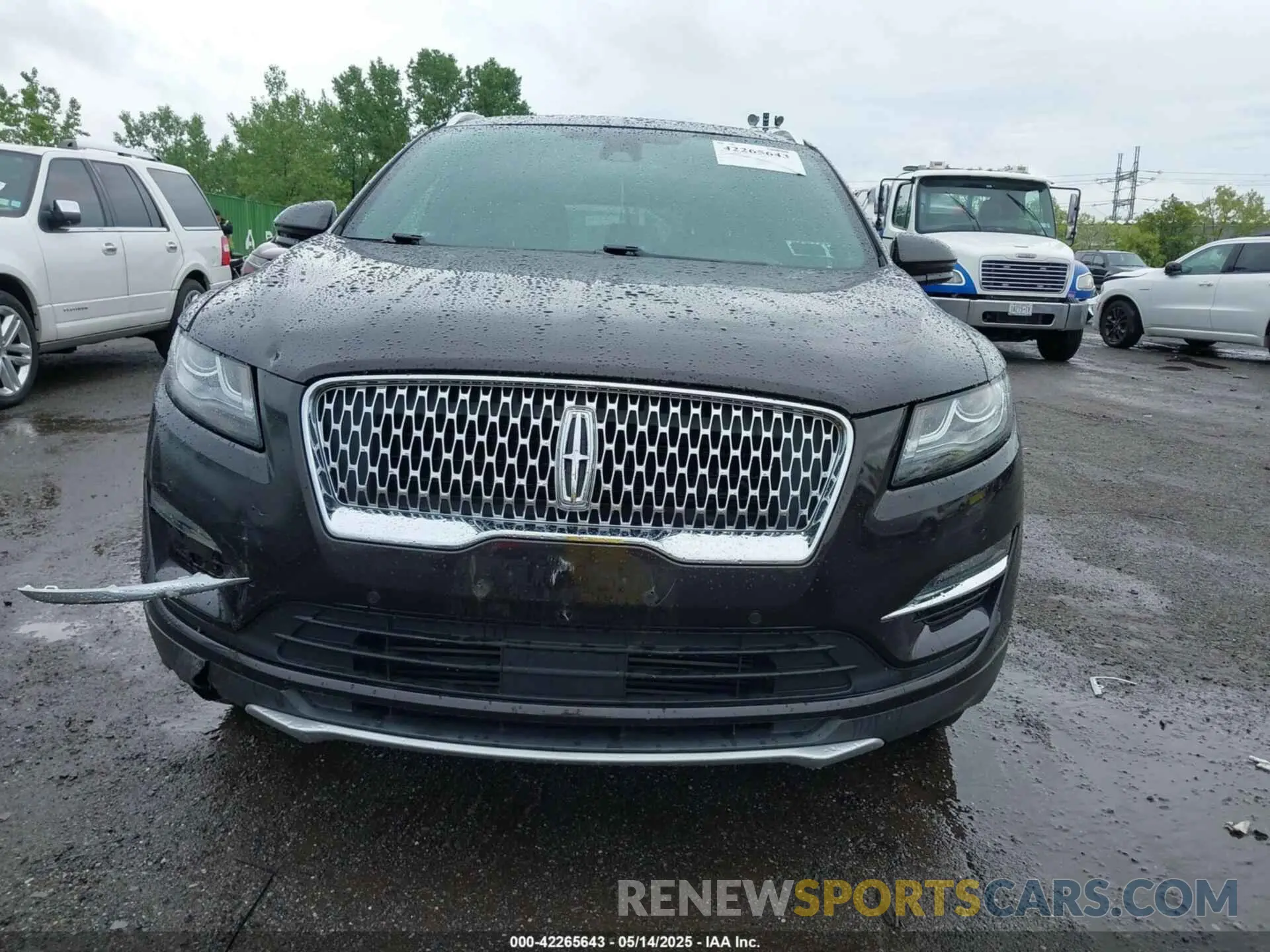 12 Фотография поврежденного автомобиля 5LMTJ4DH9KUL15045 LINCOLN MKC 2019