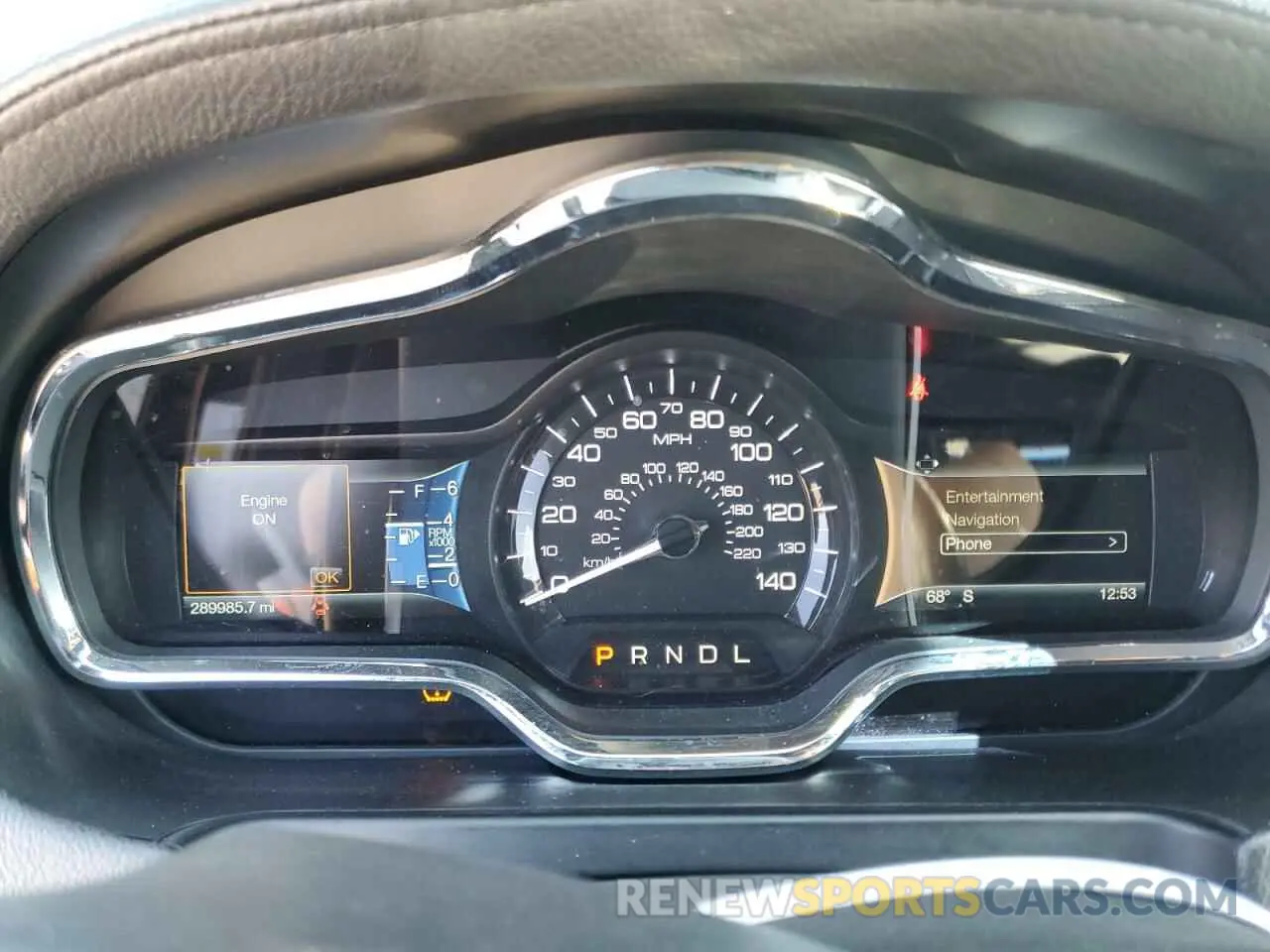9 Фотография поврежденного автомобиля 2LMHJ5NK3KBL04402 LINCOLN MKT 2019
