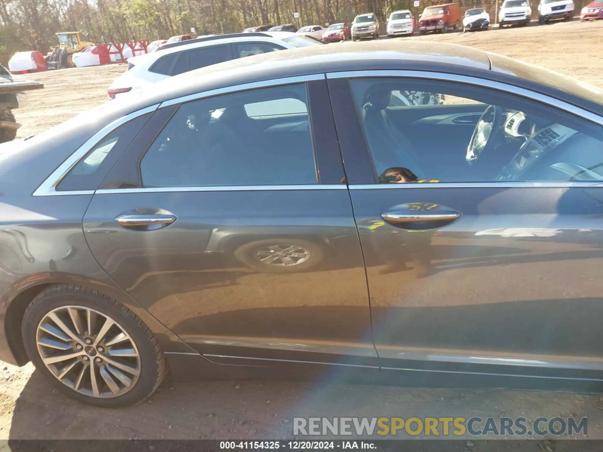 13 Photograph of a damaged car 3LN6L5A91KR618759 LINCOLN MKZ 2019