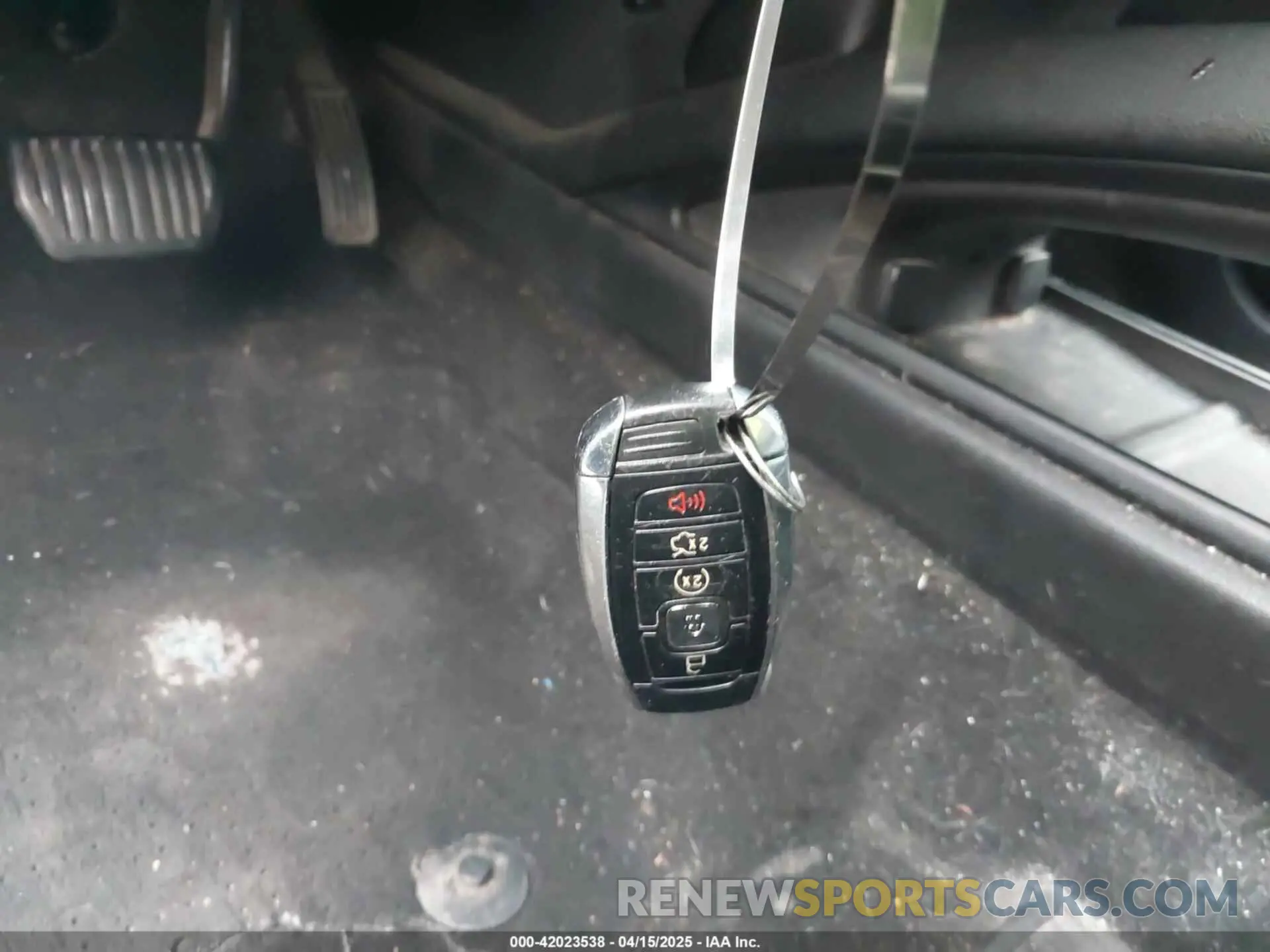 11 Photograph of a damaged car 3LN6L5A92KR631472 LINCOLN MKZ 2019