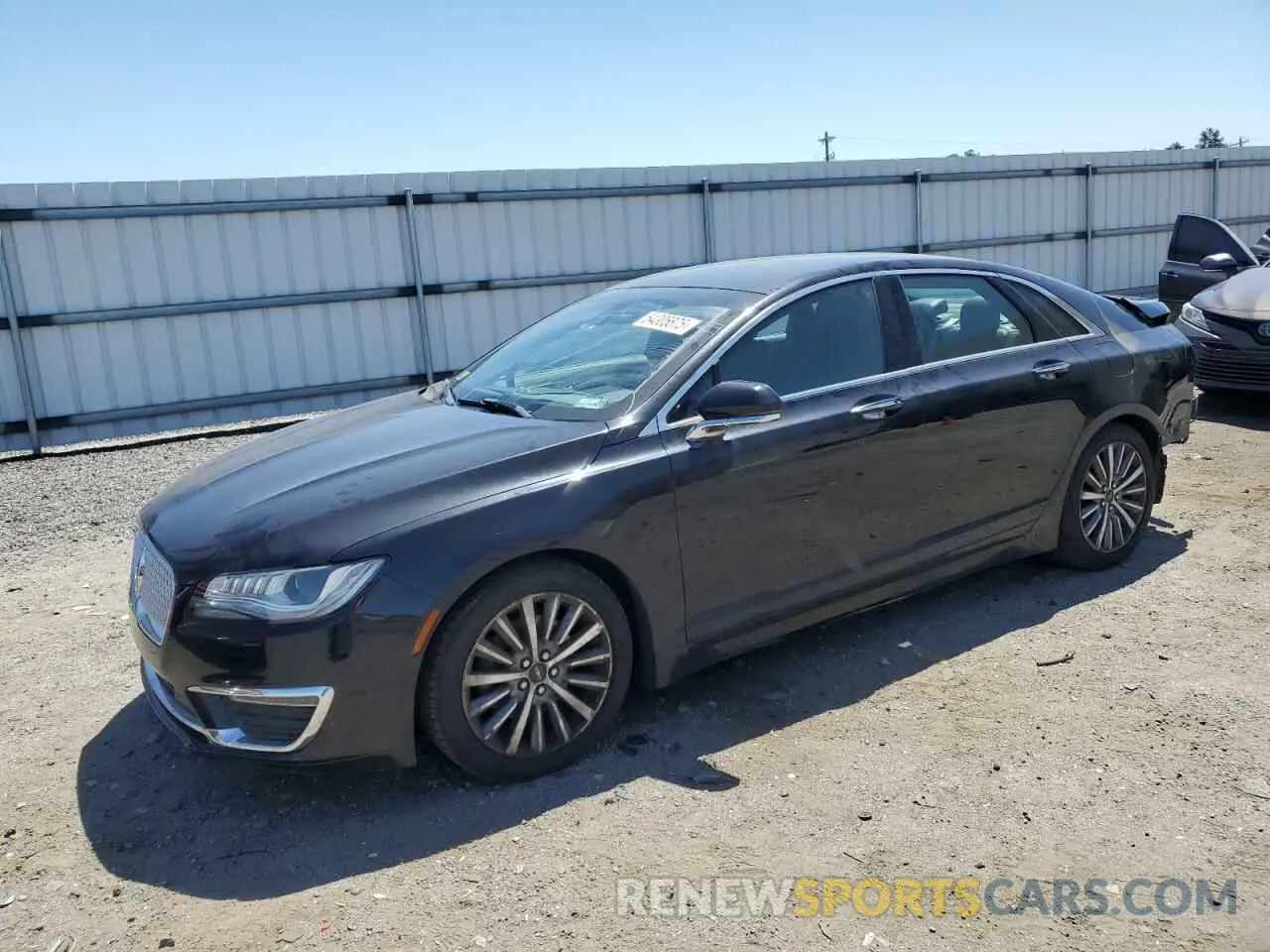 1 Фотография поврежденного автомобиля 3LN6L5A97KR629233 LINCOLN MKZ 2019