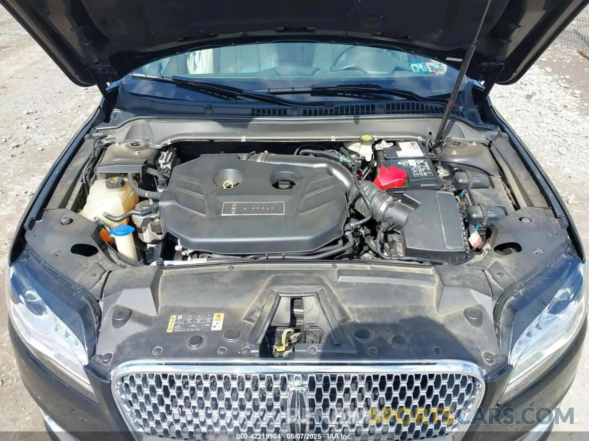 10 Photograph of a damaged car 3LN6L5B92KR604125 LINCOLN MKZ 2019