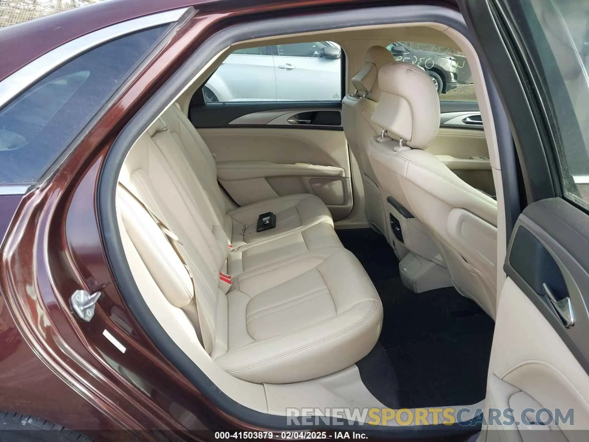 8 Фотография поврежденного автомобиля 3LN6L5B95KR605611 LINCOLN MKZ 2019