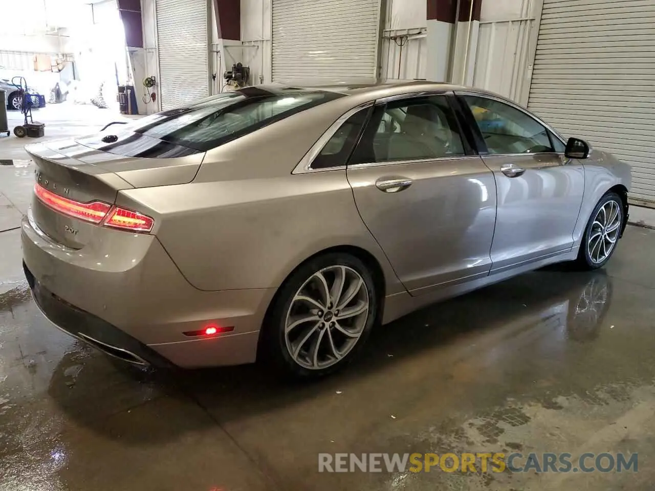 3 Photograph of a damaged car 3LN6L5C92KR629623 LINCOLN MKZ 2019