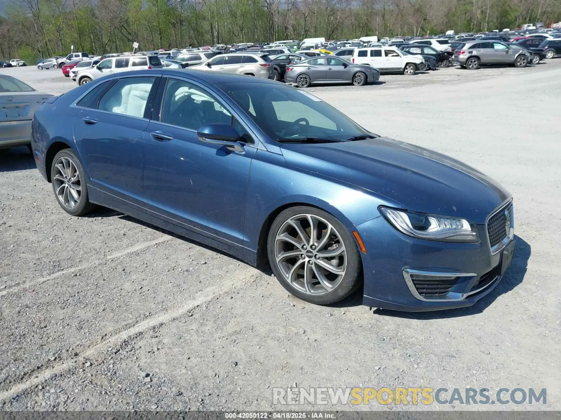 1 Фотография поврежденного автомобиля 3LN6L5C96KR609147 LINCOLN MKZ 2019