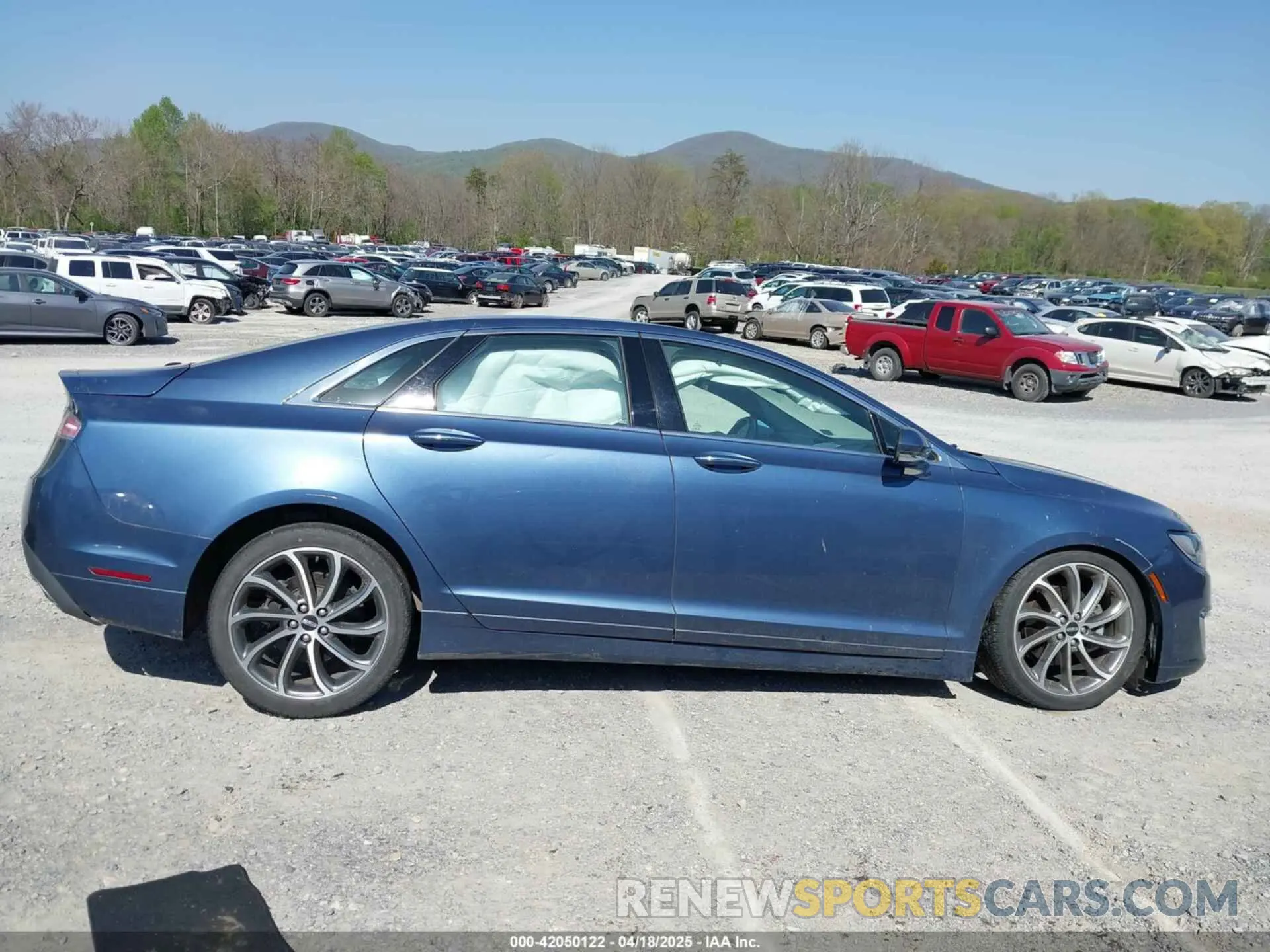 14 Фотография поврежденного автомобиля 3LN6L5C96KR609147 LINCOLN MKZ 2019