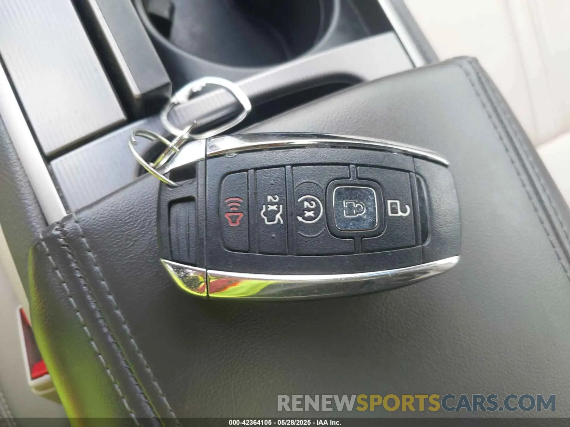 11 Фотография поврежденного автомобиля 3LN6L5C98KR613877 LINCOLN MKZ 2019