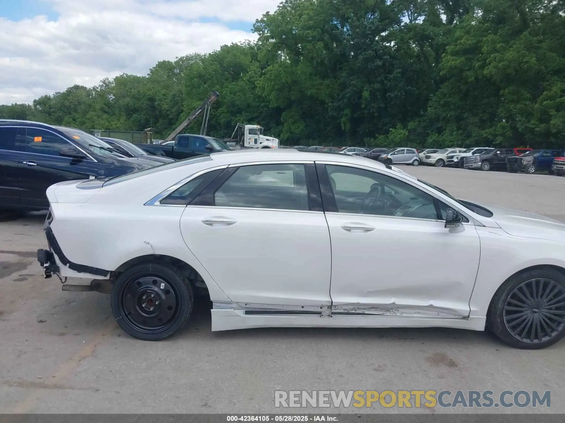 6 Фотография поврежденного автомобиля 3LN6L5C98KR613877 LINCOLN MKZ 2019