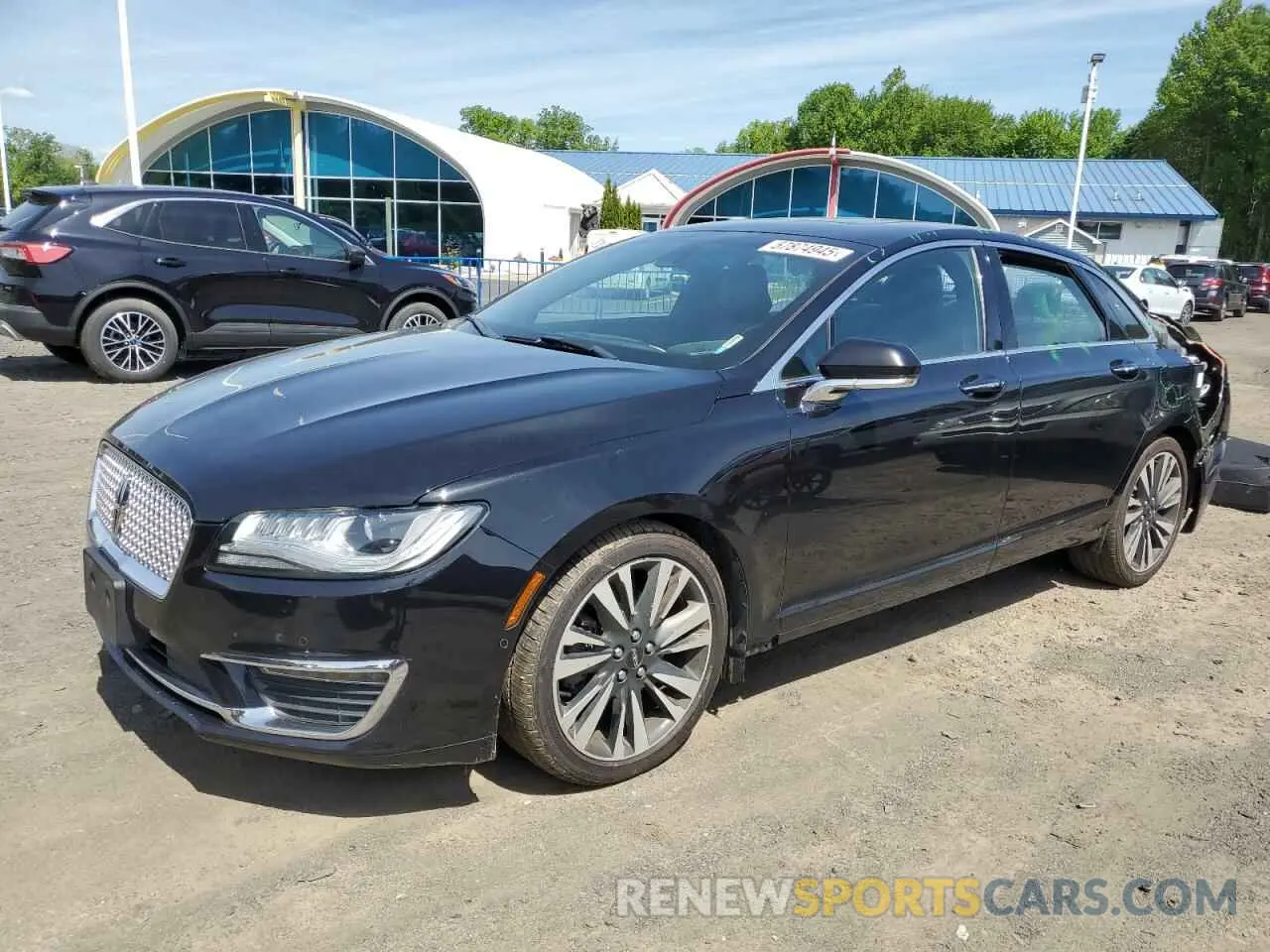 1 Photograph of a damaged car 3LN6L5E90KR607021 LINCOLN MKZ 2019