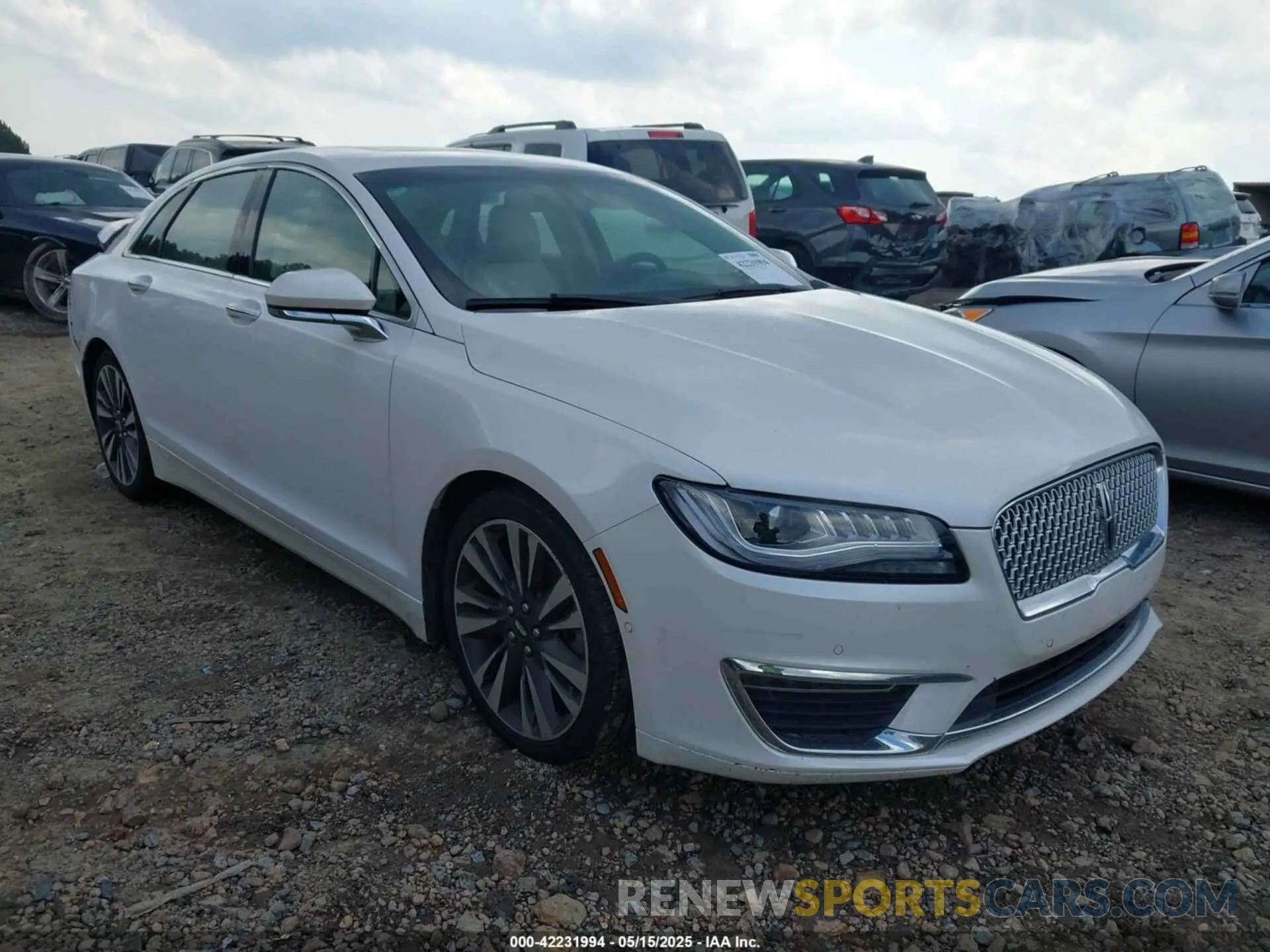 1 Фотография поврежденного автомобиля 3LN6L5E94KR607412 LINCOLN MKZ 2019