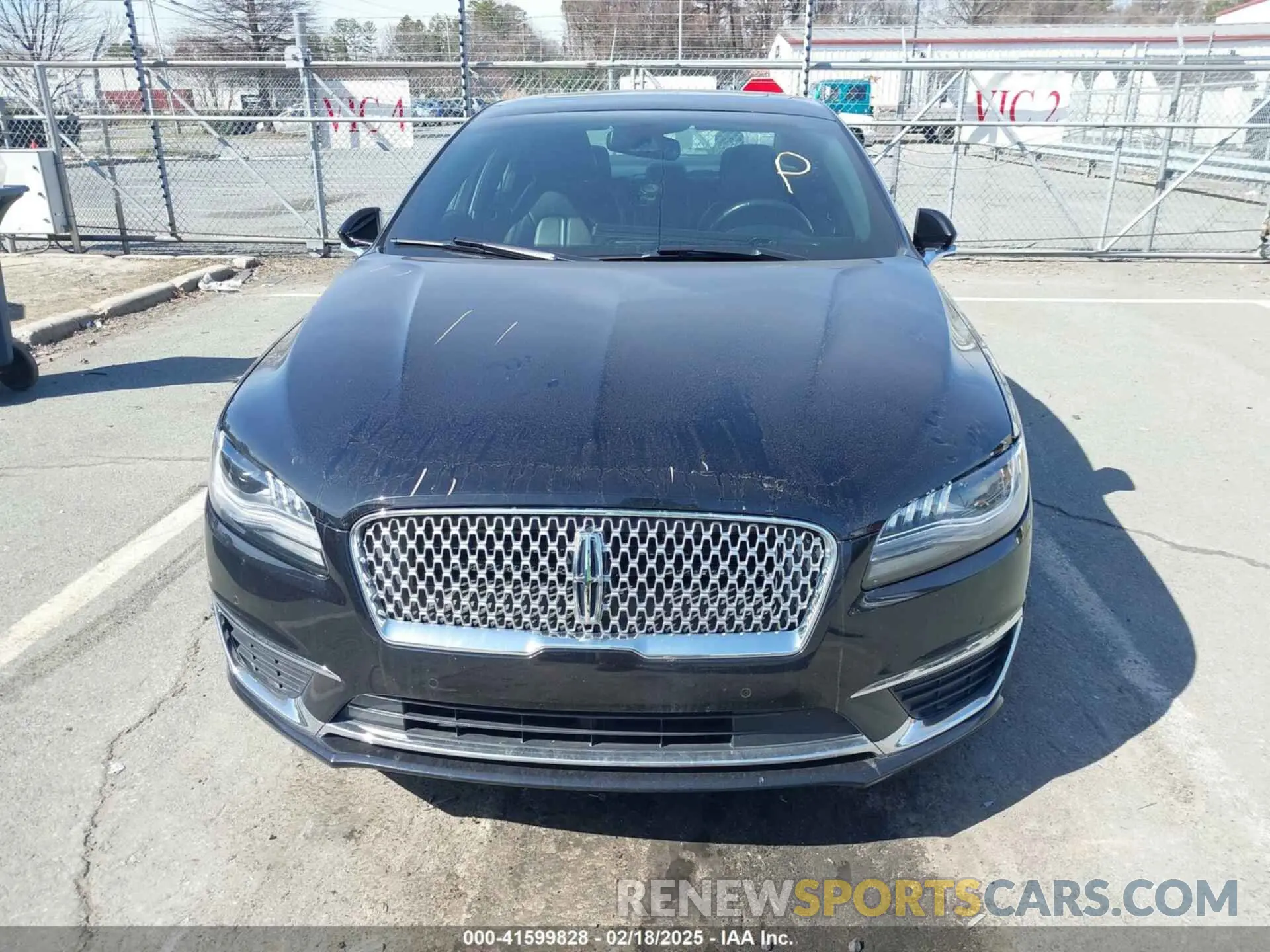 13 Фотография поврежденного автомобиля 3LN6L5E94KR610634 LINCOLN MKZ 2019