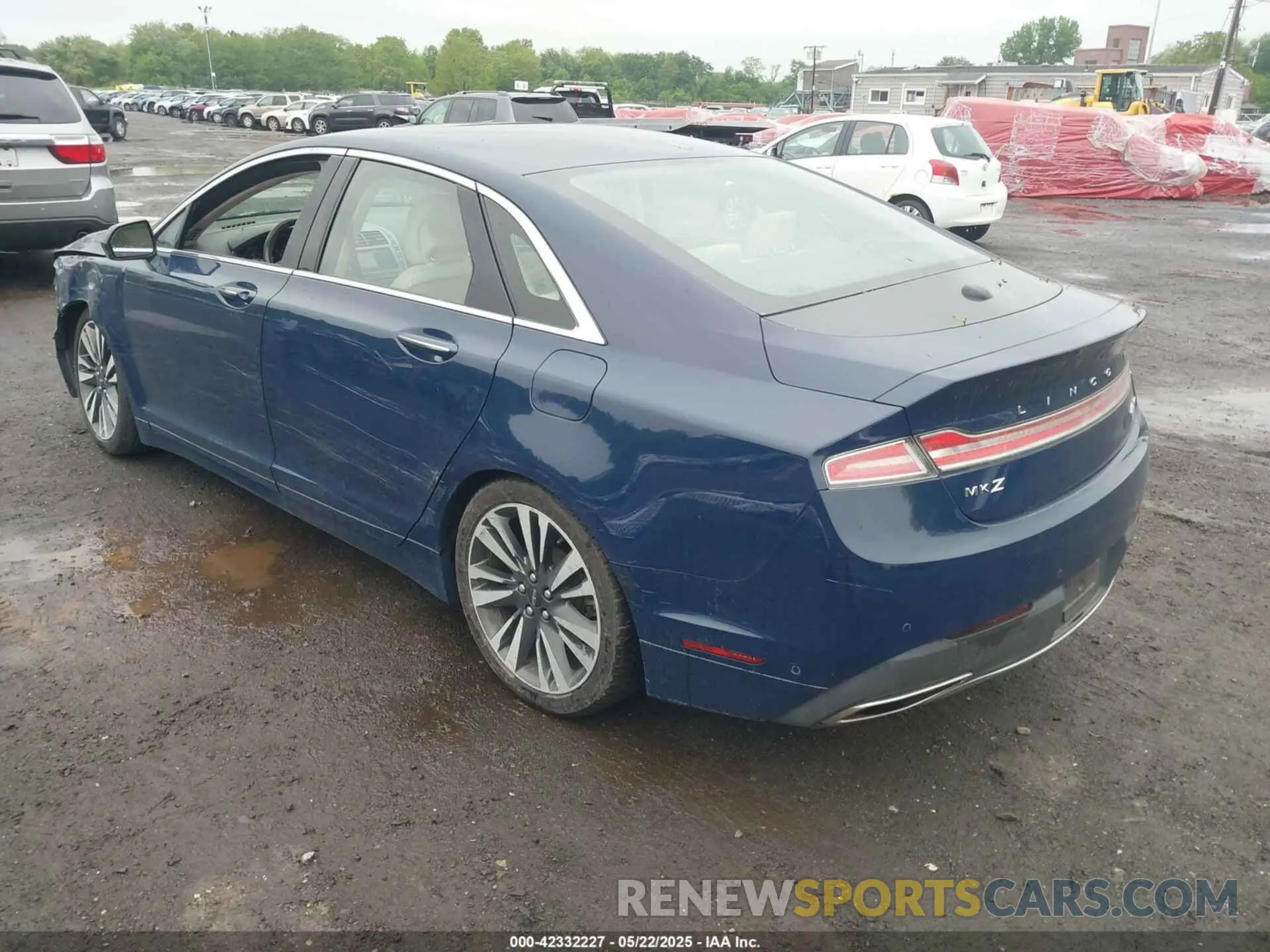 3 Photograph of a damaged car 3LN6L5F98KR621828 LINCOLN MKZ 2019