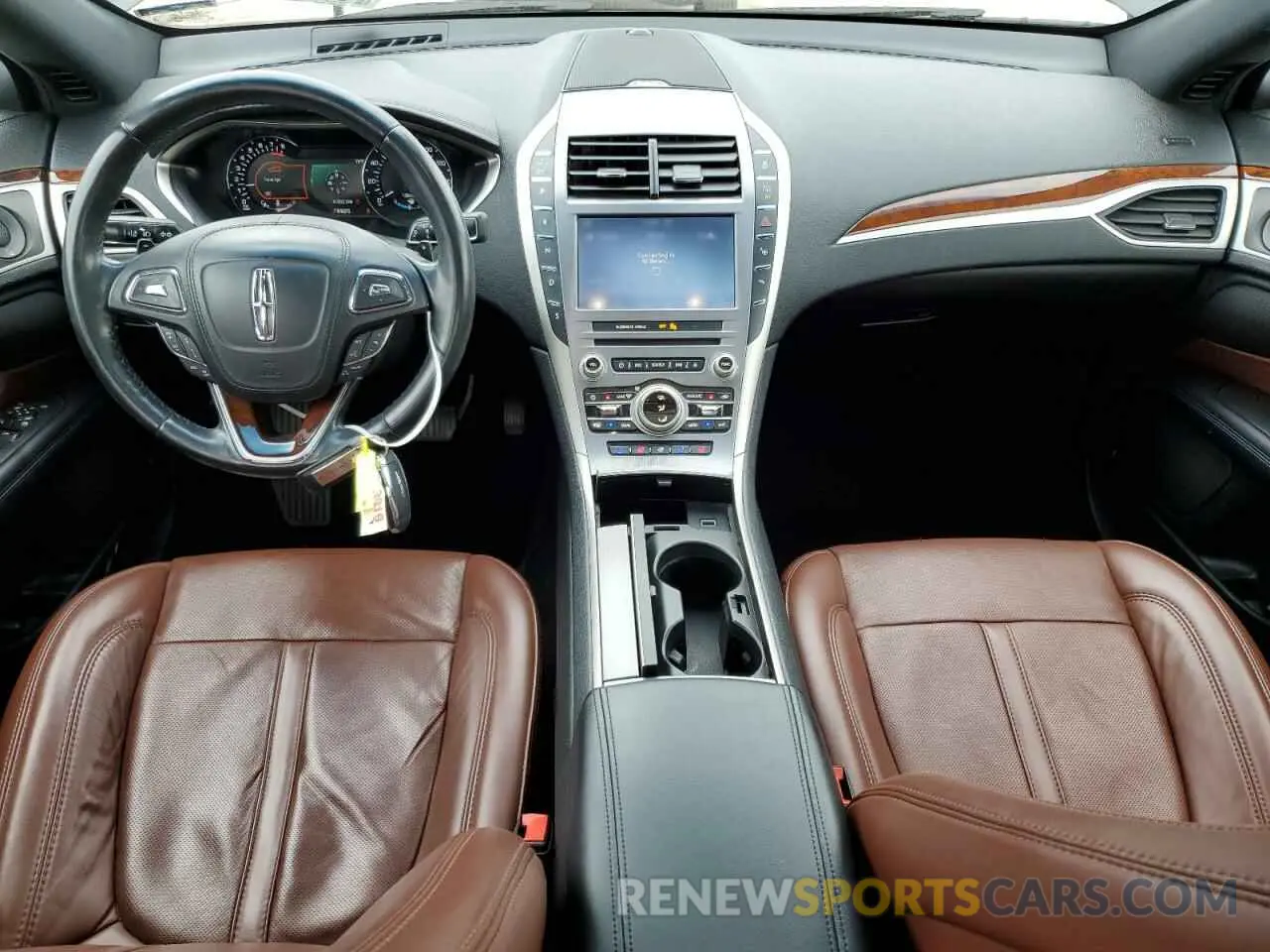 8 Photograph of a damaged car 3LN6L5FC1KR623464 LINCOLN MKZ 2019
