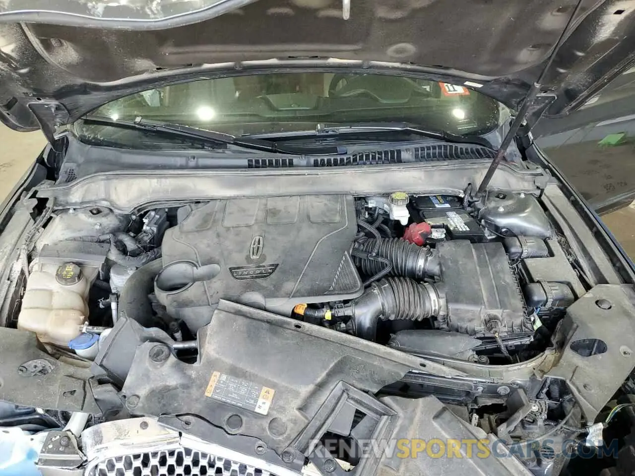 11 Photograph of a damaged car 3LN6L5FC5KR605517 LINCOLN MKZ 2019