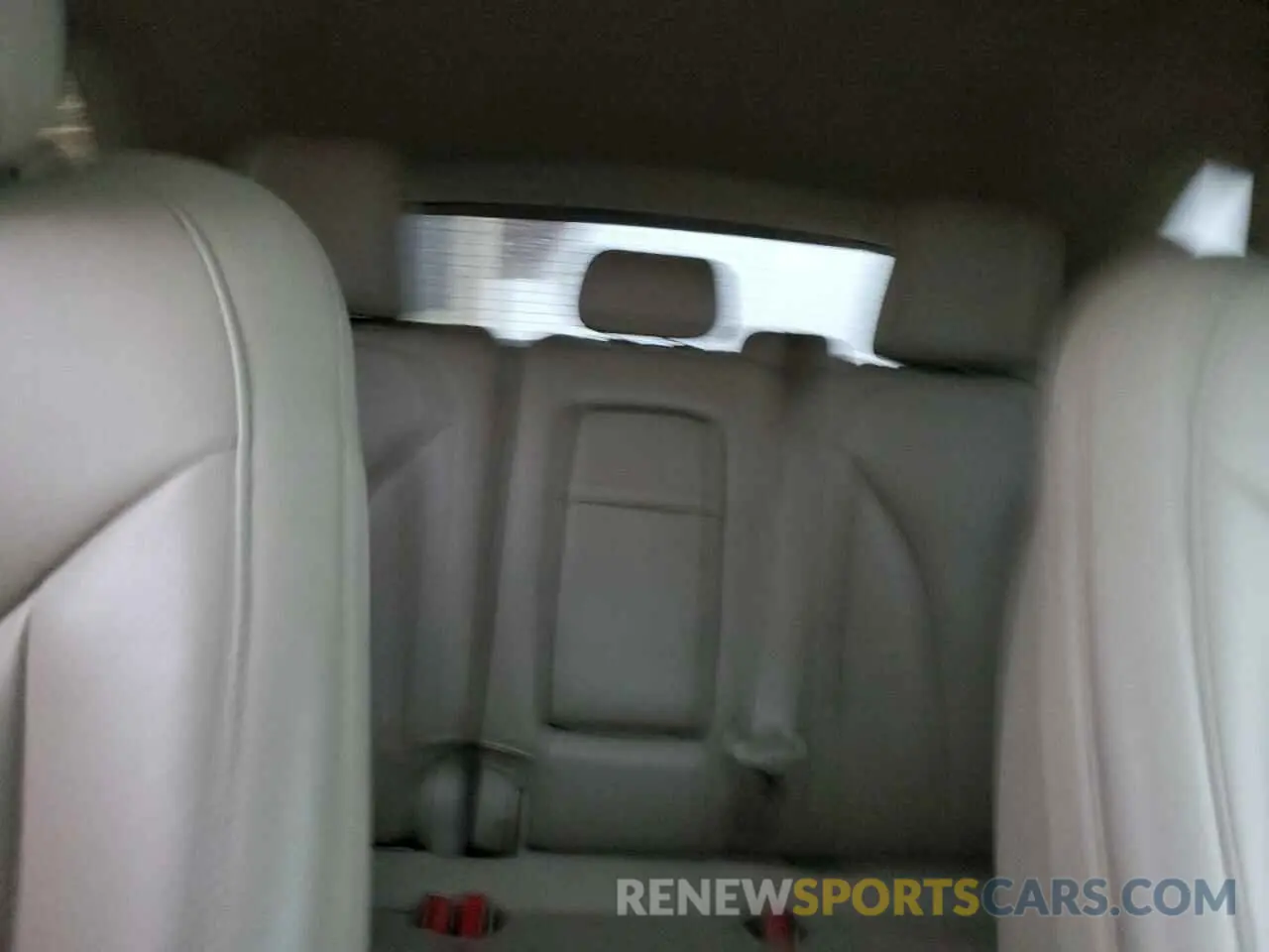 10 Photograph of a damaged car 5LMCJ1C97KUL09981 LINCOLN MKZ 2019